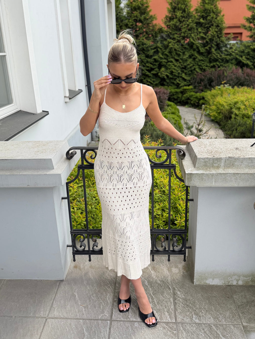Ażurowa midi sukienka - Veretti Boutique