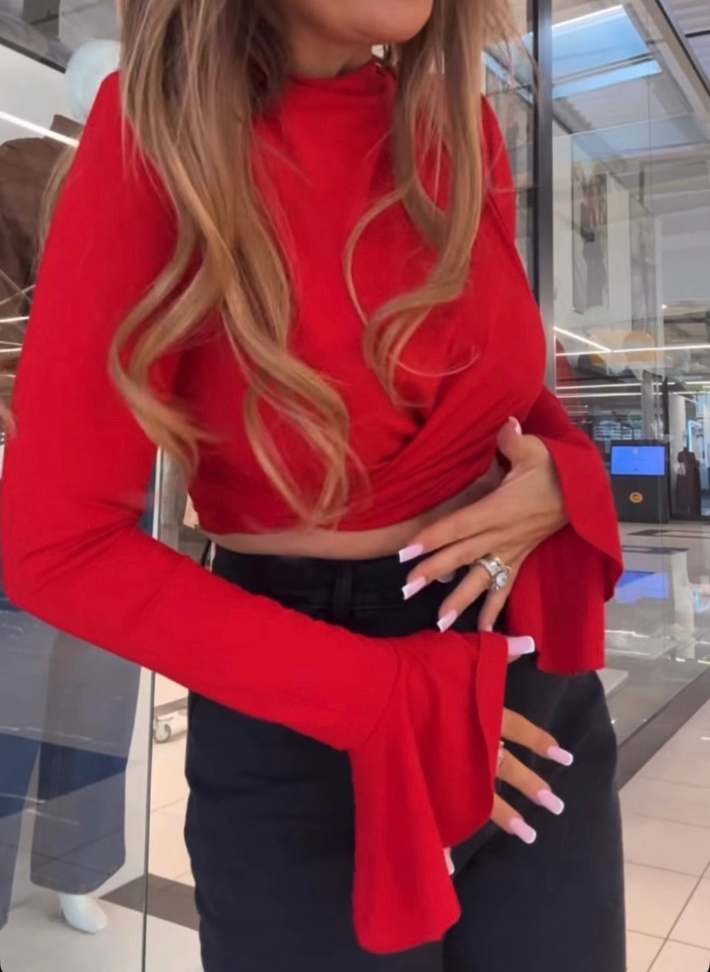 Bluzka dzwonek krótki 95% wiskoza EMO - Veretti Boutique