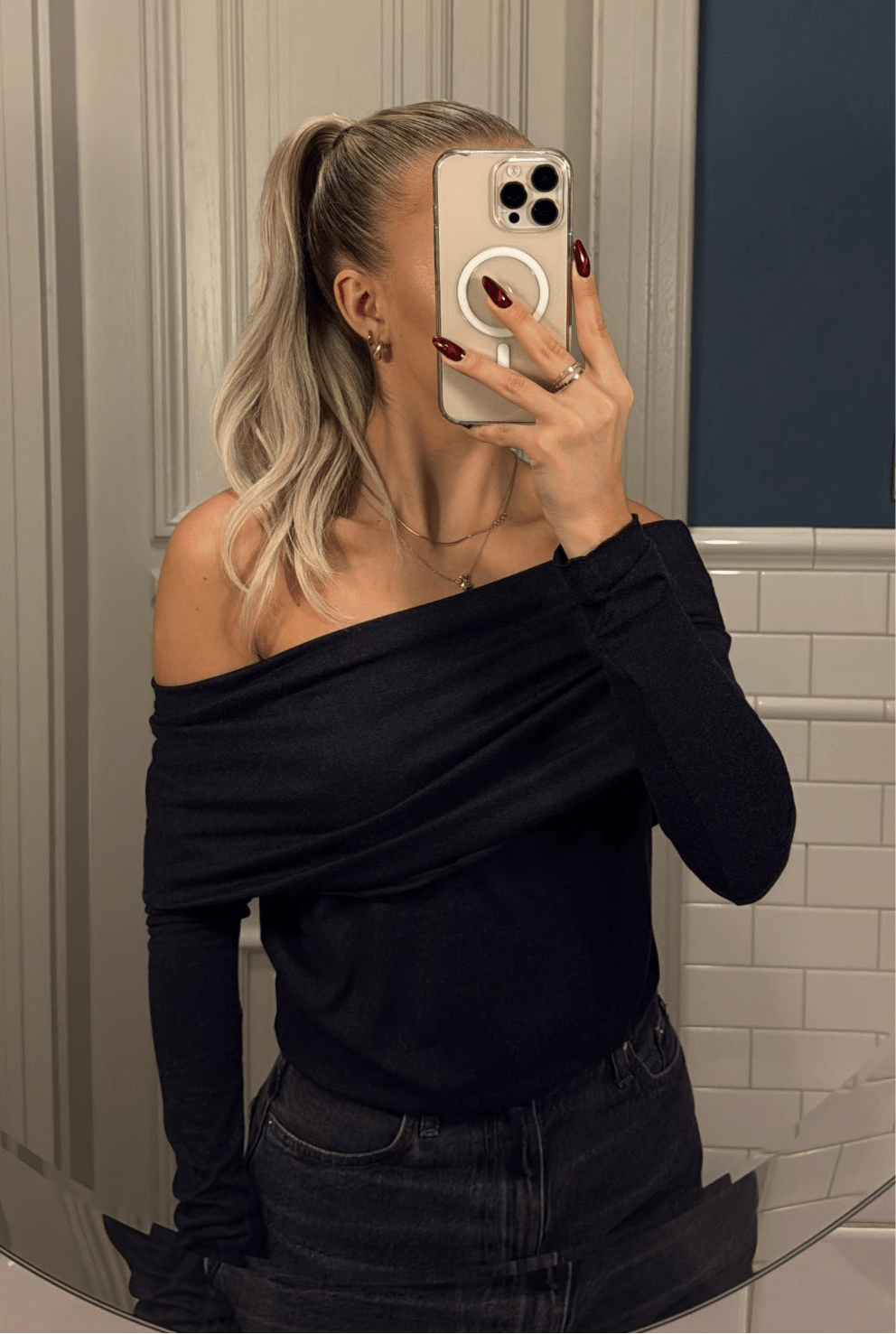 Bluzka hiszpanka grafitowa 95% wiskoza EMO - Veretti Boutique