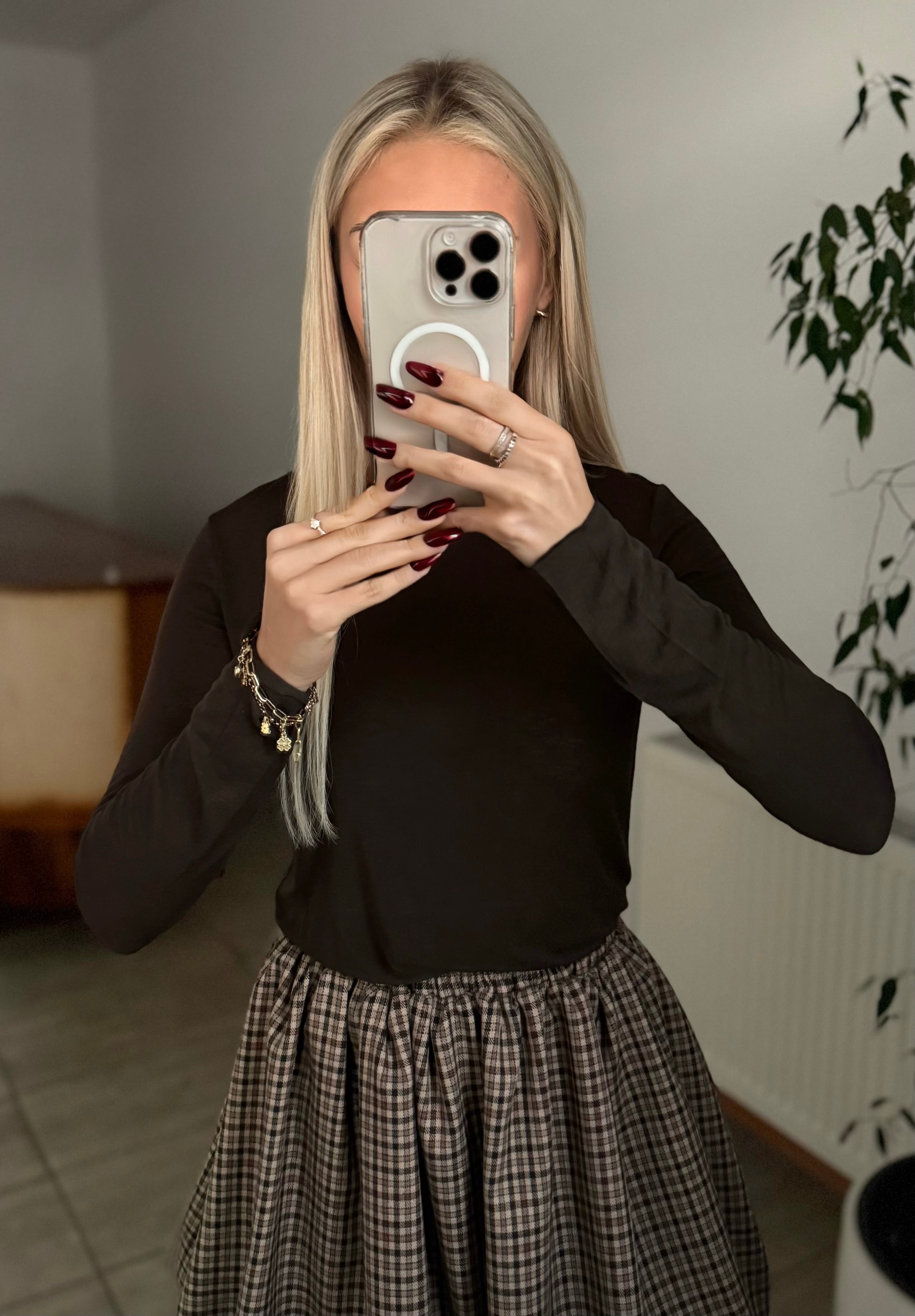 Bluzka mgiełka 75% wiskoza i 10% kaszmir brązowa - Veretti Boutique