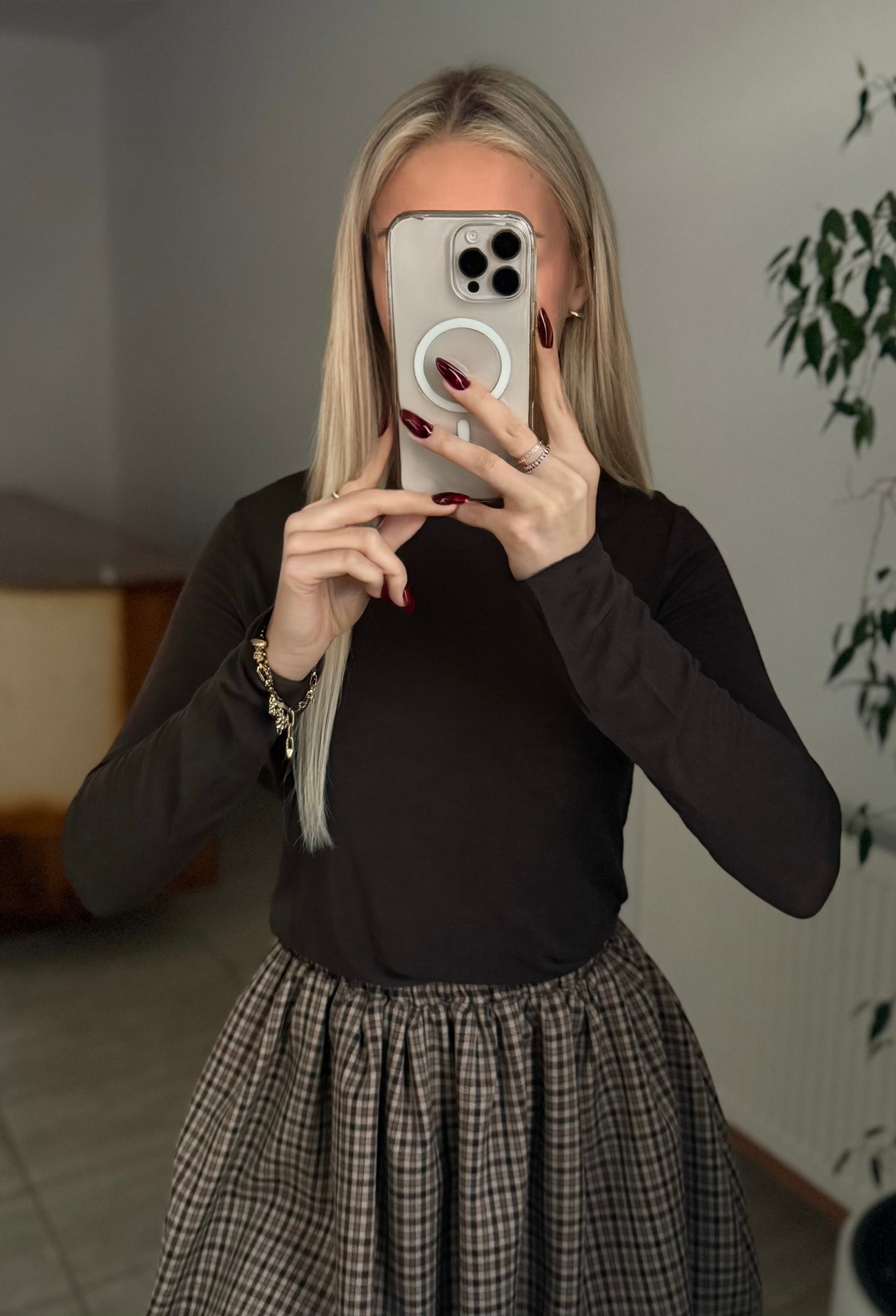 Bluzka mgiełka 75% wiskoza i 10% kaszmir brązowa - Veretti Boutique