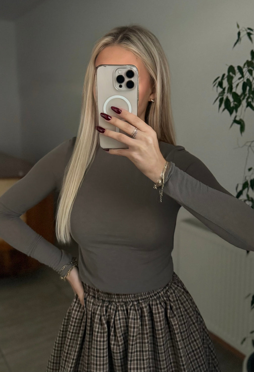 Bluzka mgiełka 85% modal i 10% kaszmir cappuccino - Veretti Boutique