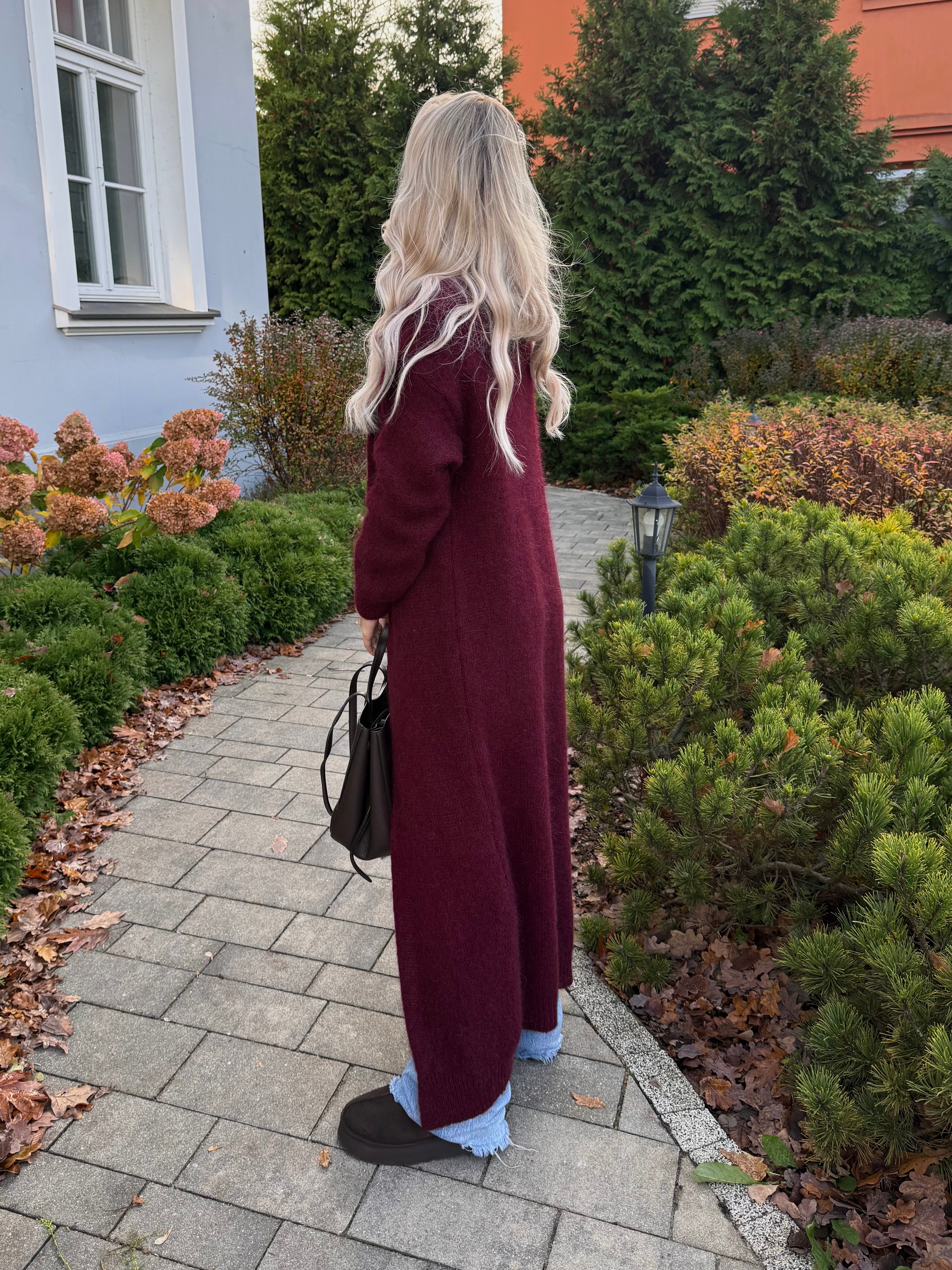 Długi kardigan super kid moher bordowy 40% moher 35% poliamid 25% wełna - Veretti Boutique