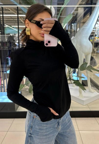 Golf z poduszkami czarny 95% wiskoza EMO - Veretti Boutique