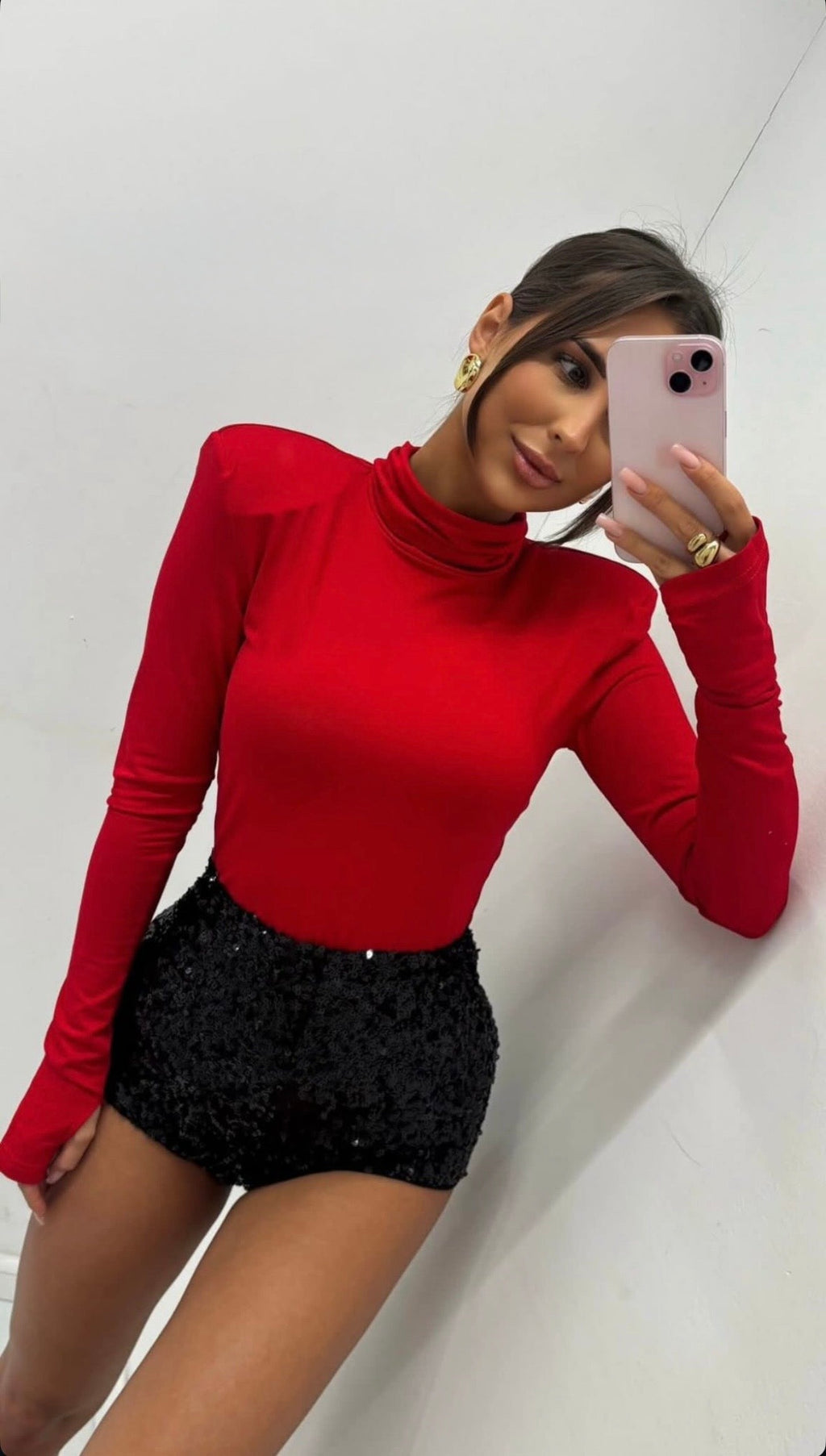 Golf z poduszkami czerwony 95% wiskoza EMO - Veretti Boutique