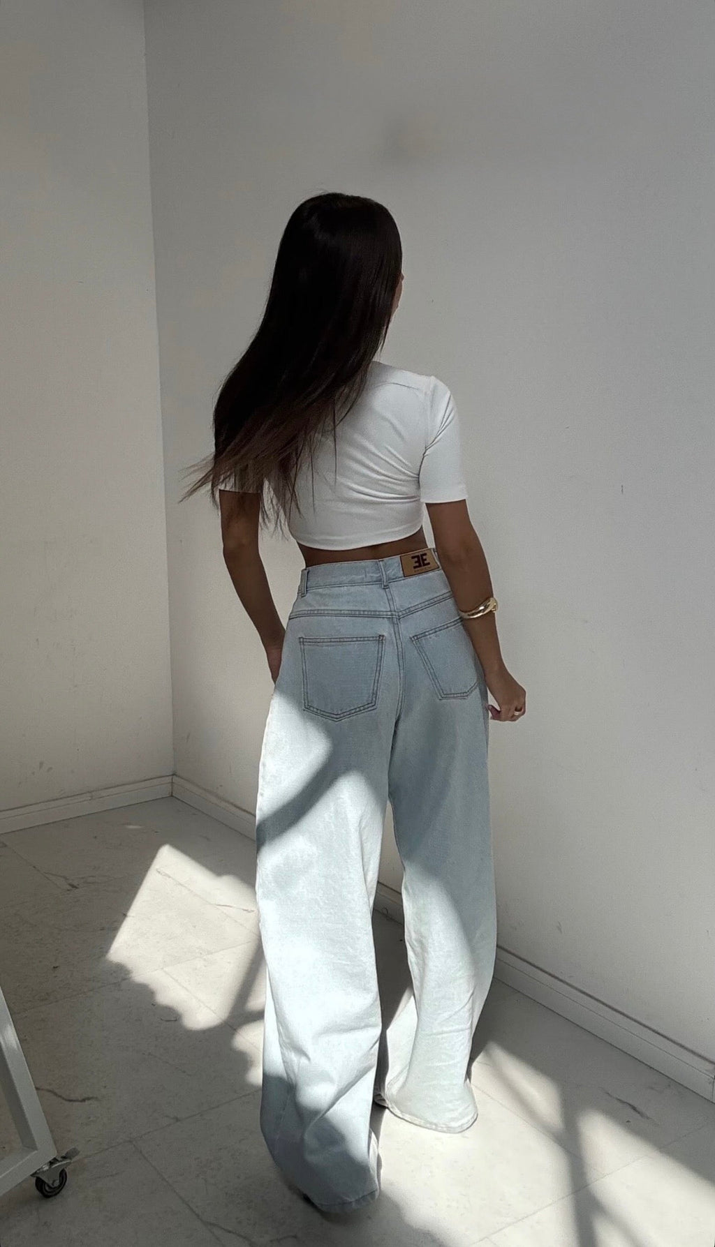 Jeansy banany jasny jeans EMO - Veretti Boutique