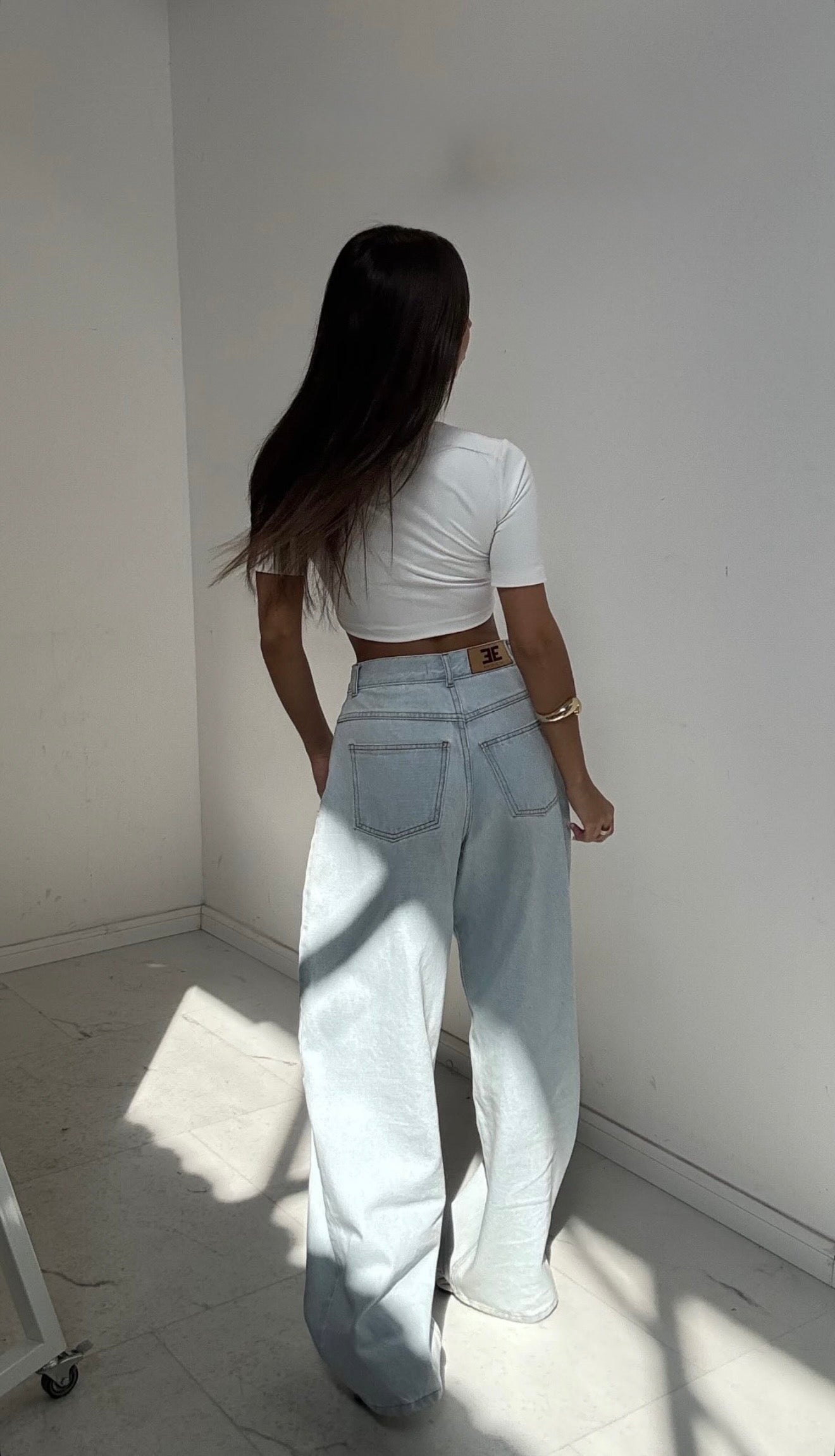 Jeansy banany jasny jeans EMO - Veretti Boutique