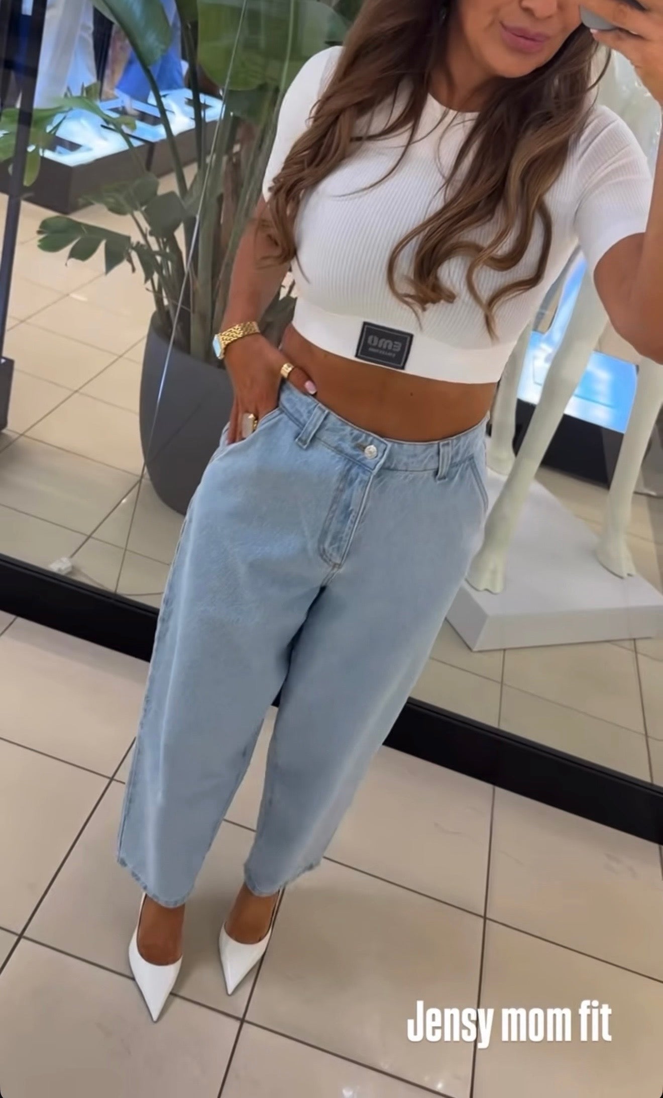 Jeansy mom fit jasny jeans Emo - Veretti Boutique