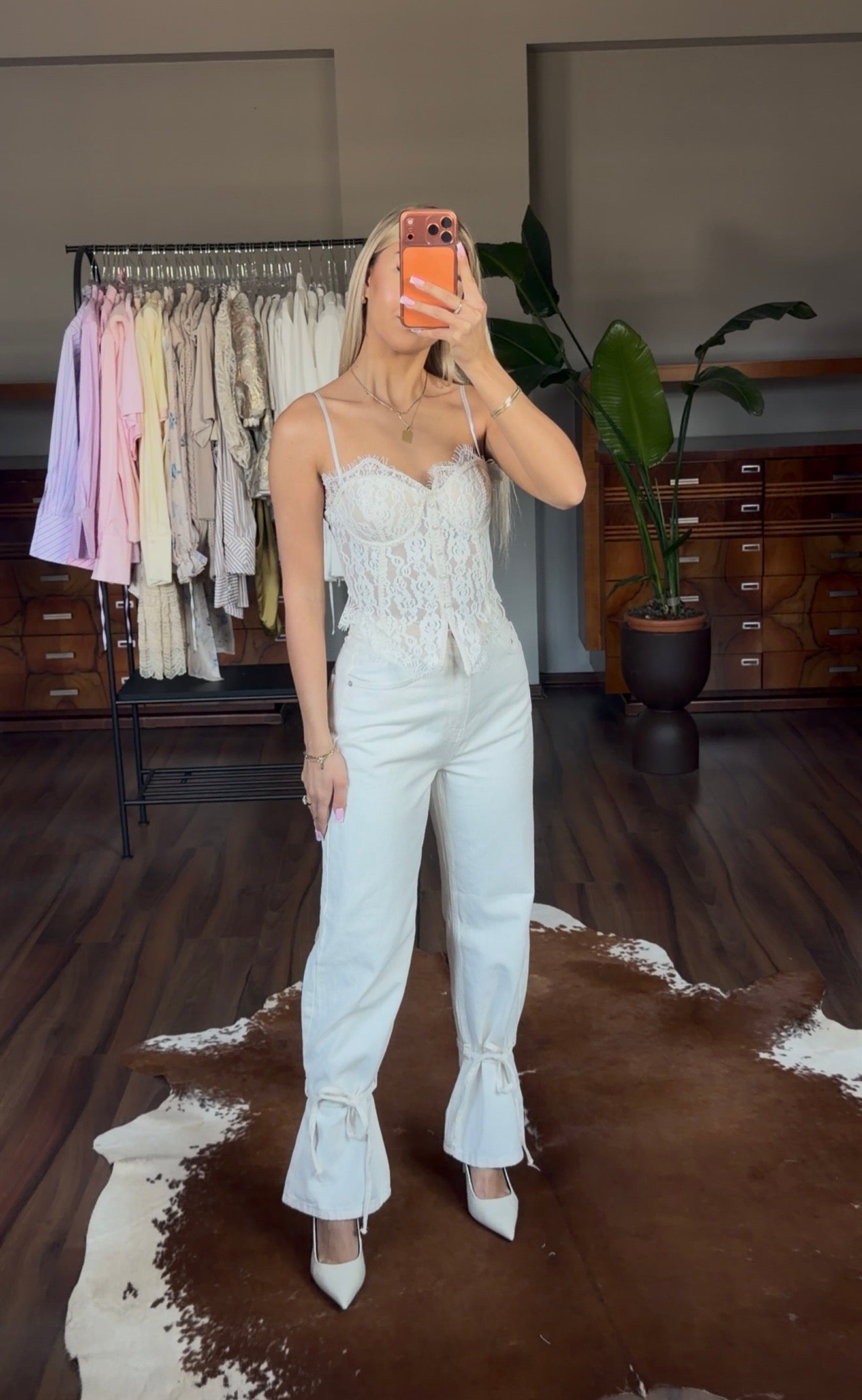 Jeansy wiązane na dole - Veretti Boutique