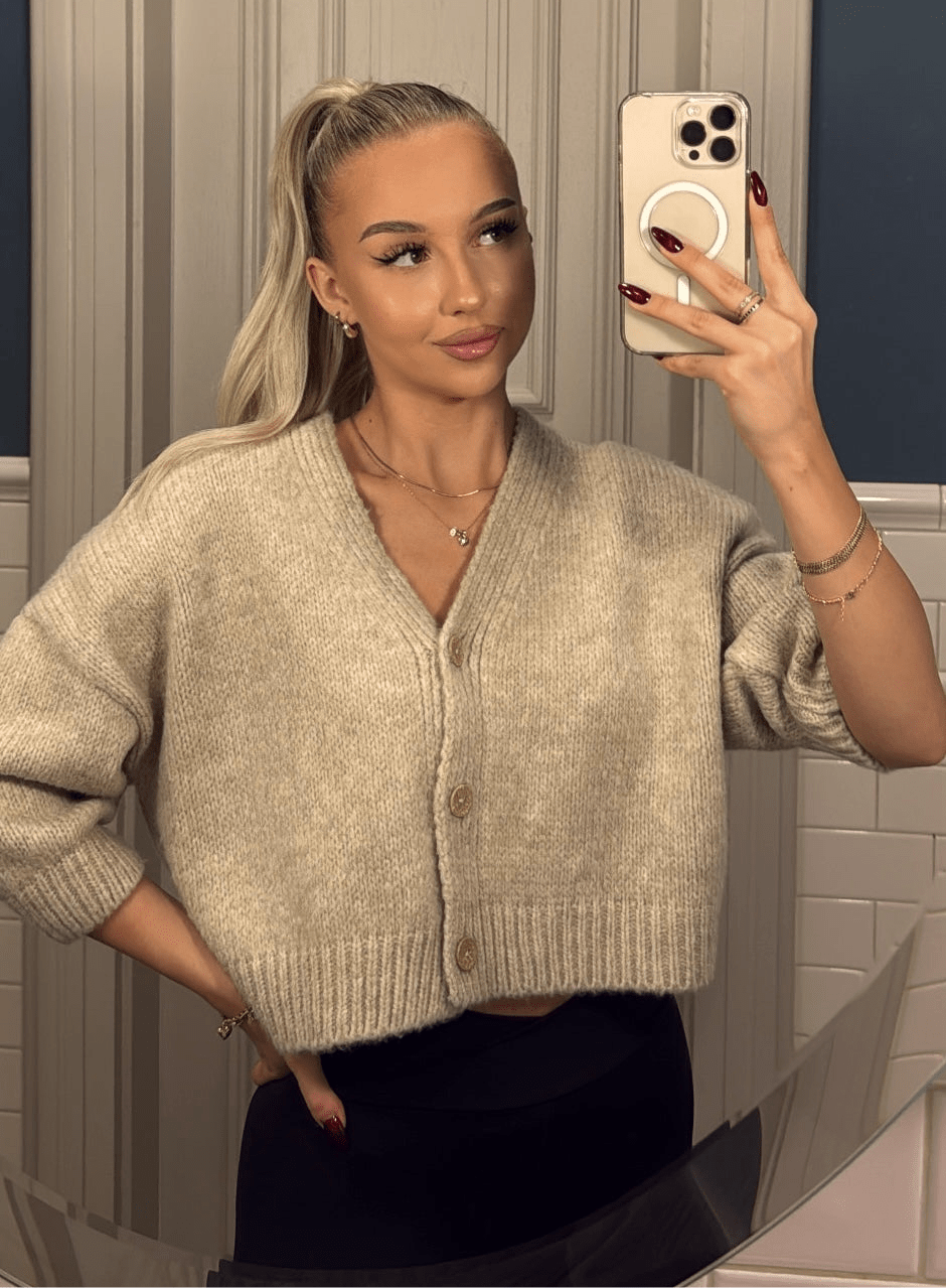 Kardigan z poduszkami krótki 18% wełna - Veretti Boutique