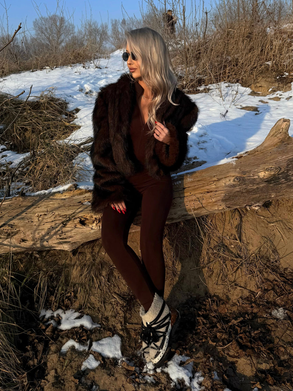 Kombinezon gładki z suwakiem 90% wiskoza - Veretti Boutique