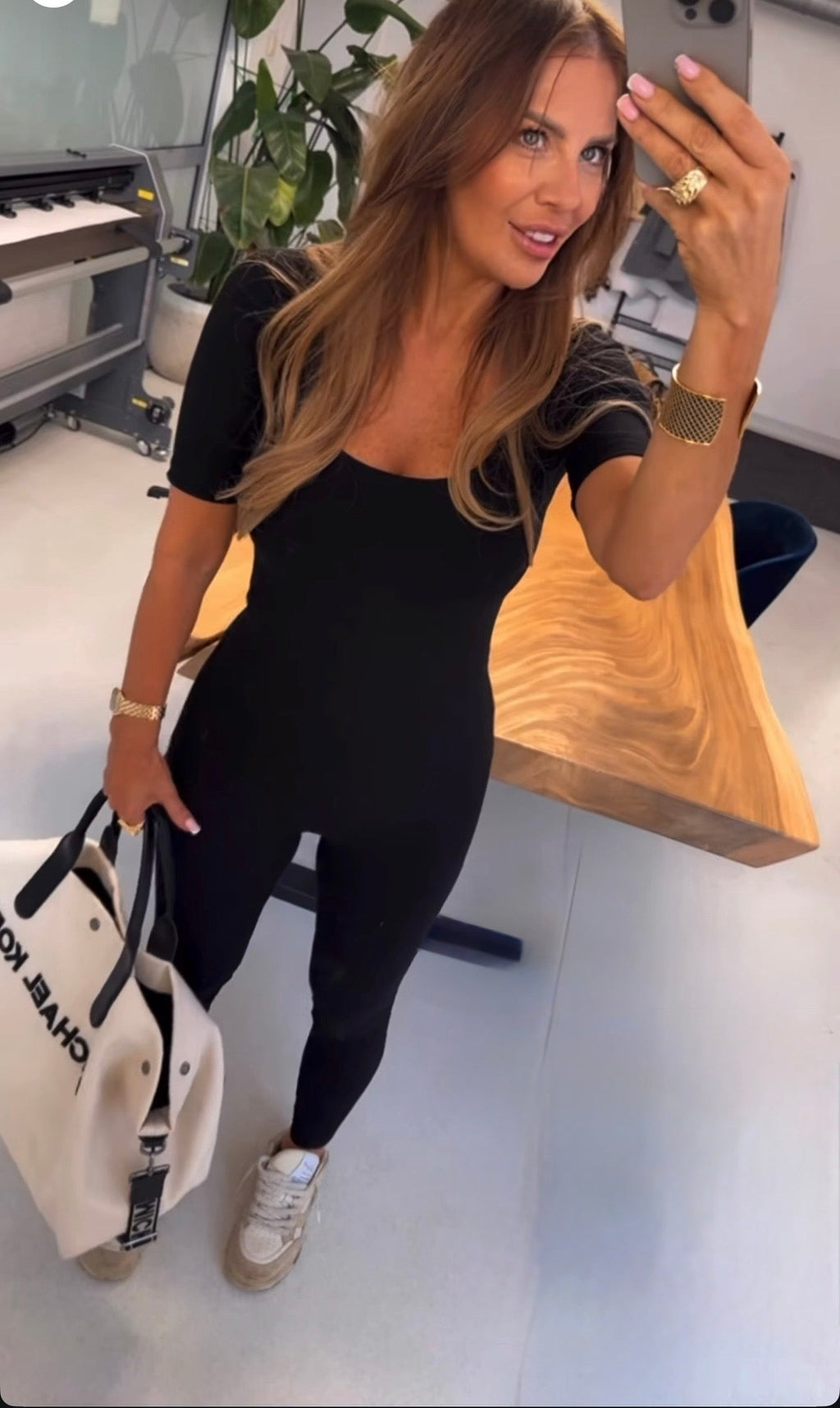 Kombinezon na krótki rękaw EMO - Veretti Boutique