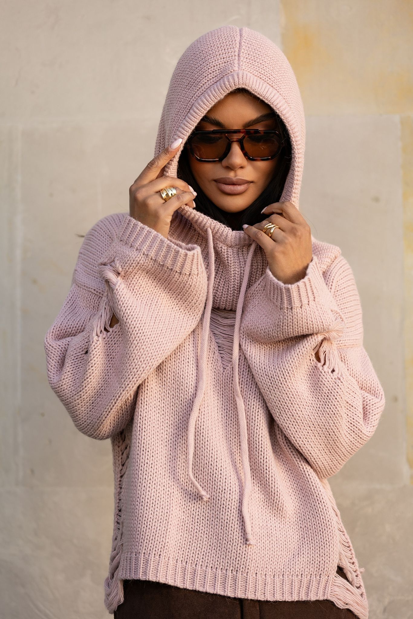 Komin ściągany z przetarciami pudrowy 25% wełna i 25% alpaka - Veretti Boutique