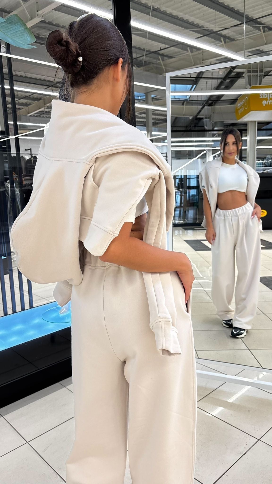 Komplet dresowy krem EMO - Veretti Boutique