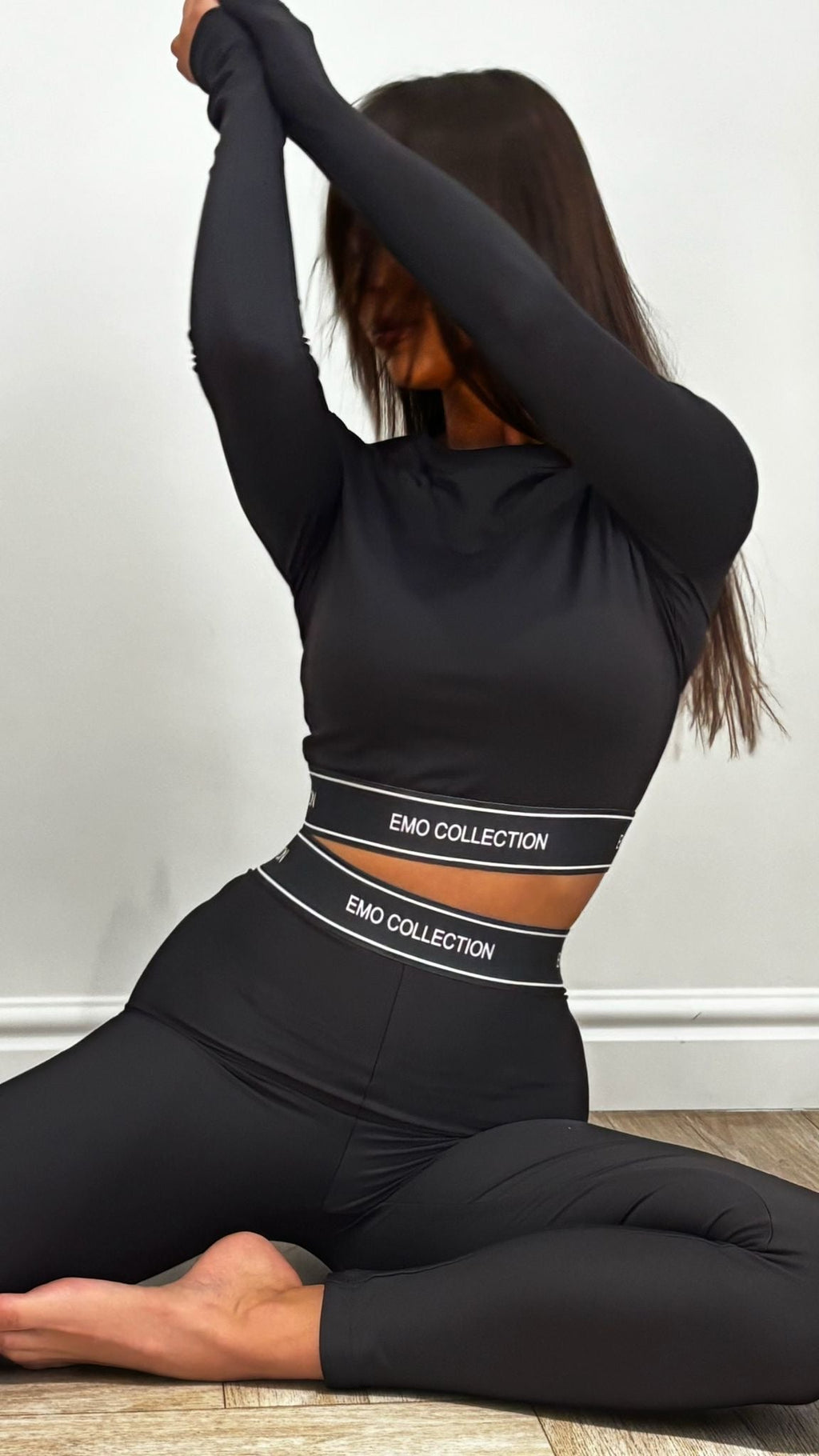 Komplet legginsy bluzka (czarna guma) - Veretti Boutique