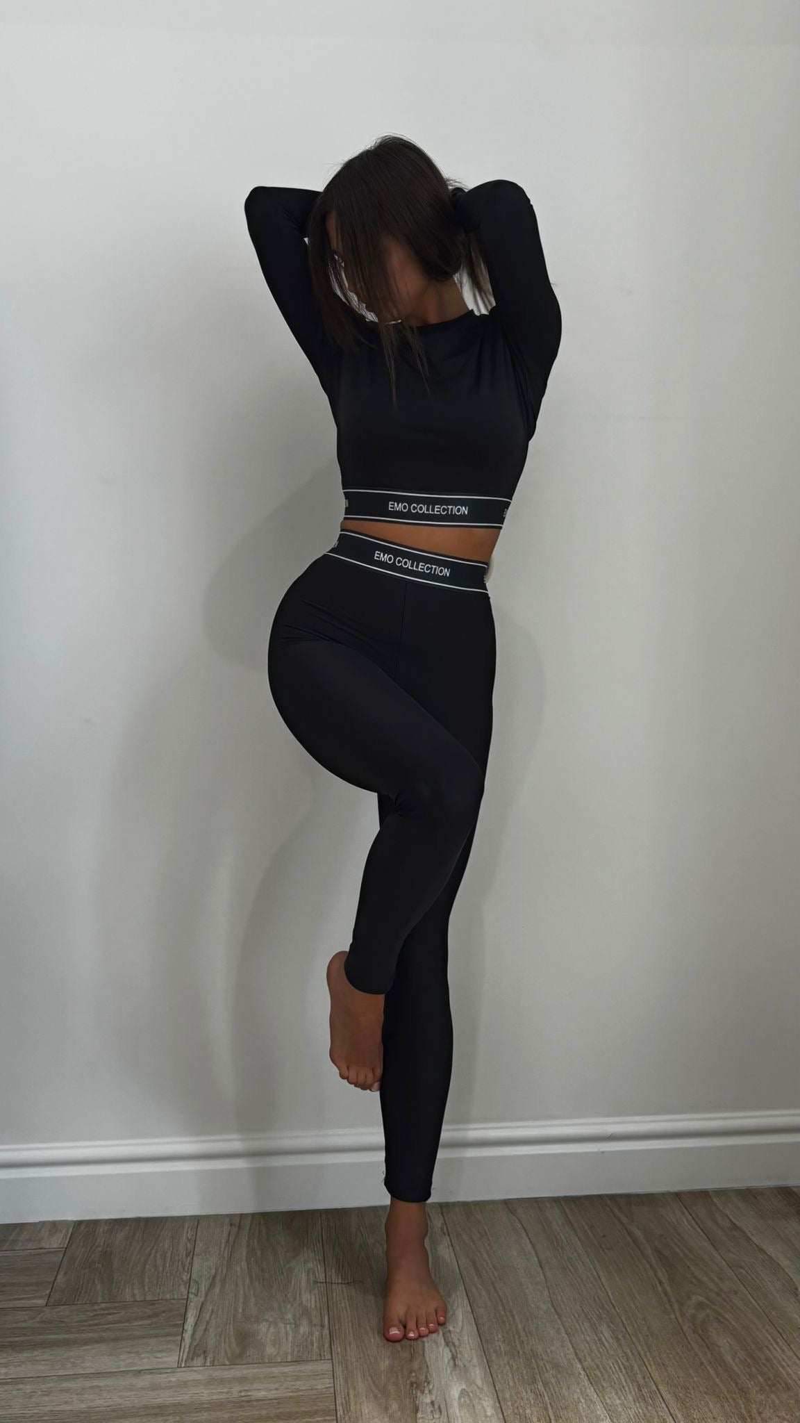 Komplet legginsy bluzka (czarna guma) - Veretti Boutique