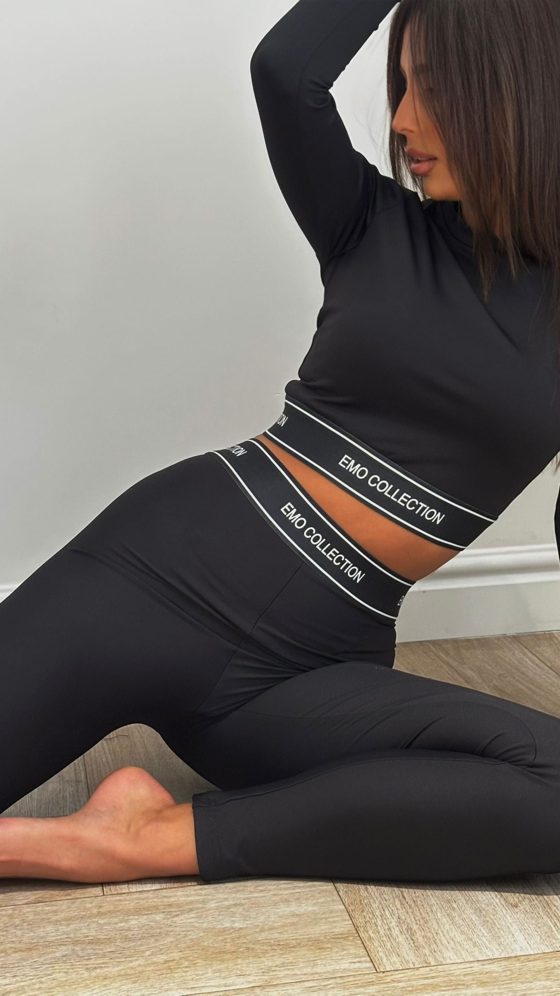 Komplet legginsy bluzka (czarna guma) - Veretti Boutique
