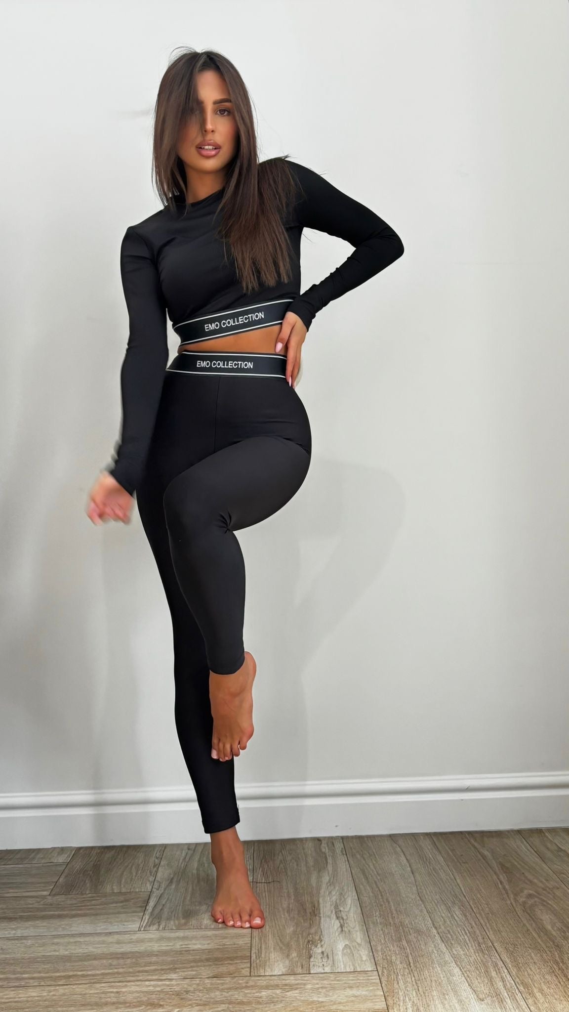 Komplet legginsy bluzka (czarna guma) - Veretti Boutique