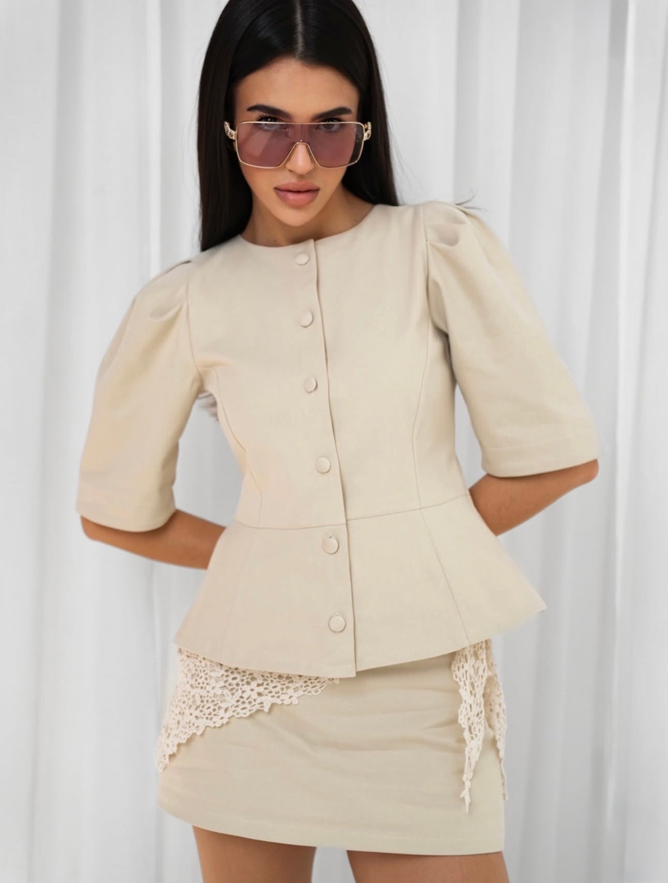 KOMPLET SUGAR GIRL - BEIGE (spódniczko spodenki) Belluci - Veretti Boutique