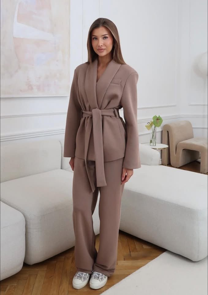 Komplet z dresowego materiału fango 95% bawełna - Veretti Boutique