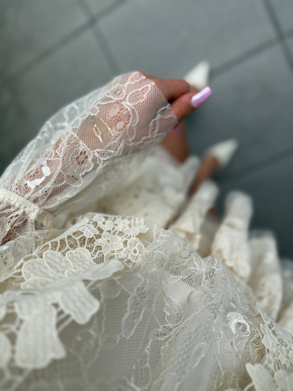 Koronkowa sukienka - Veretti Boutique