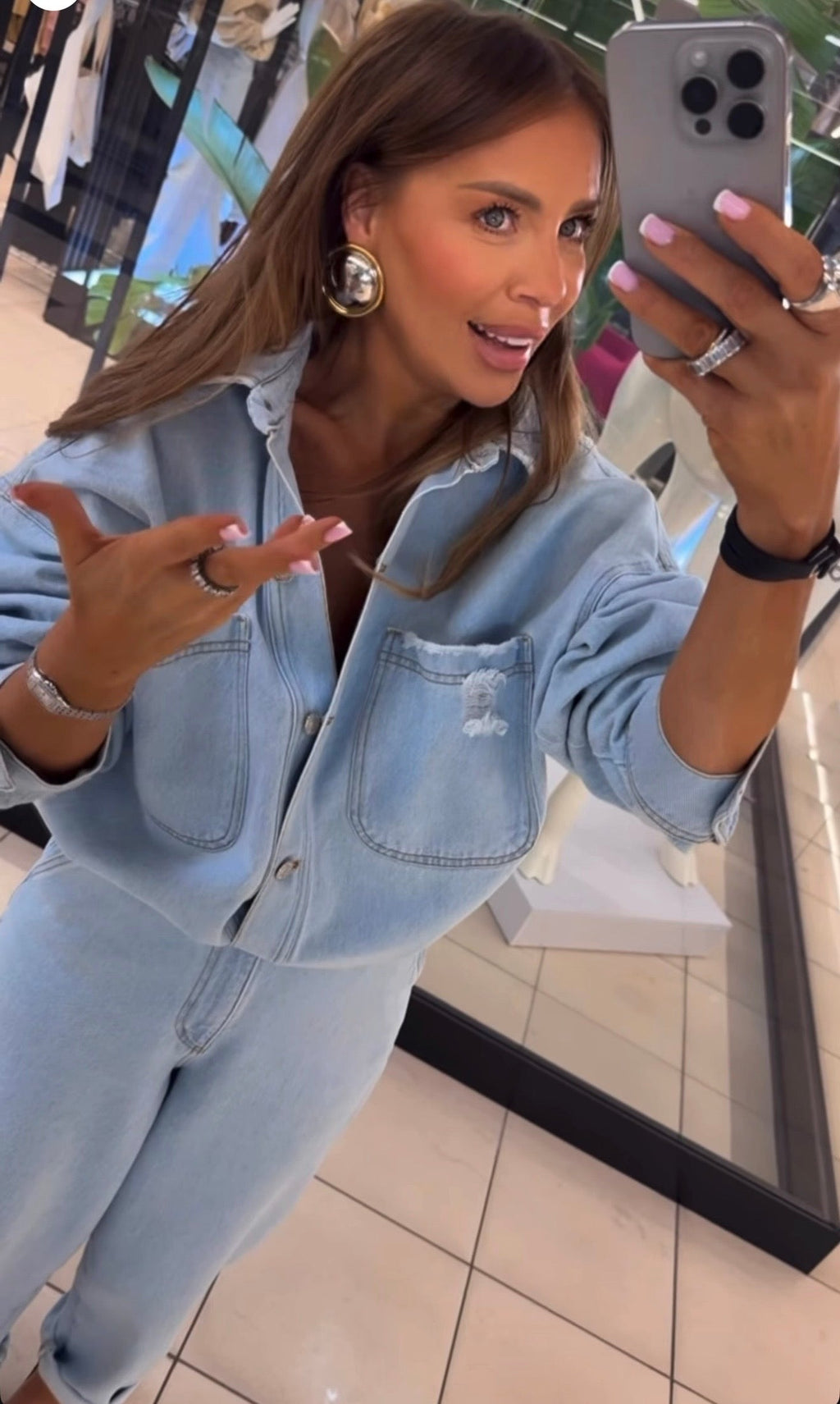 Koszula jeansowa jasny jeans EMO - Veretti Boutique