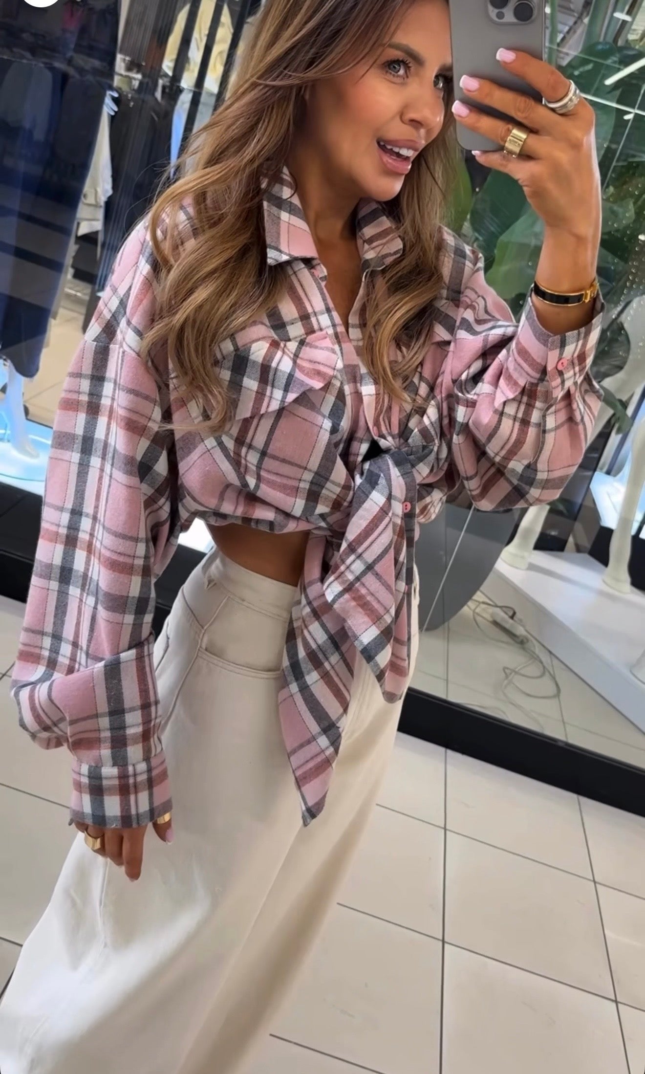 Koszula w kratkę różowo szara EMO - Veretti Boutique