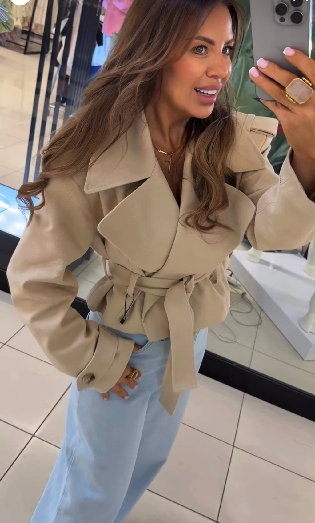 Krótki trencz beżowy 100% bawełna EMO - Veretti Boutique