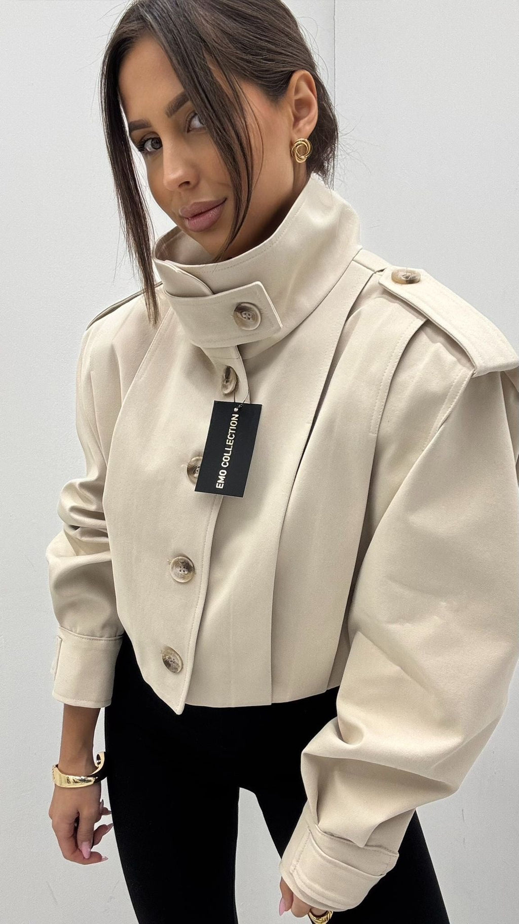 Krótki trencz EMO - Veretti Boutique