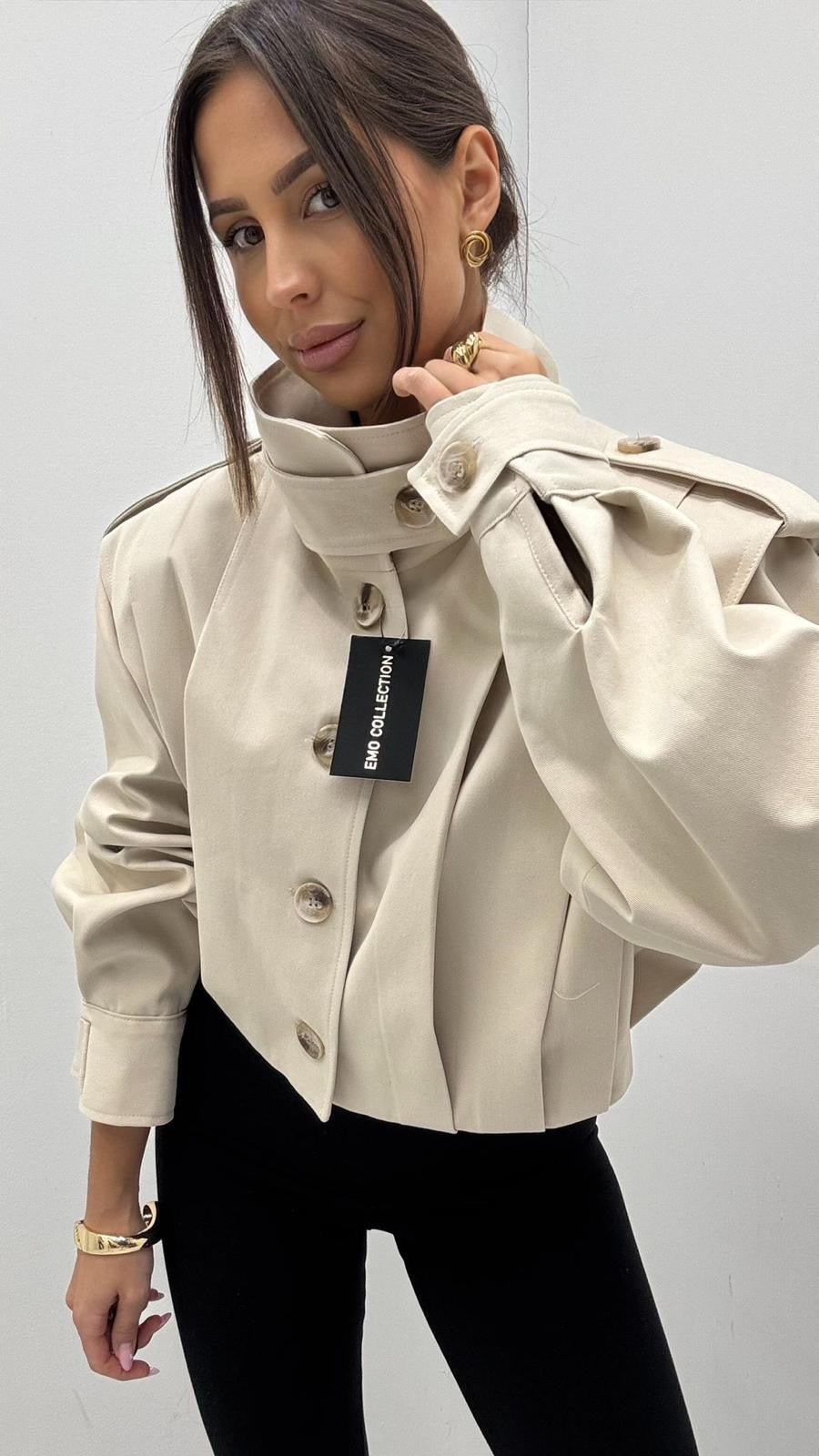 Krótki trencz EMO - Veretti Boutique