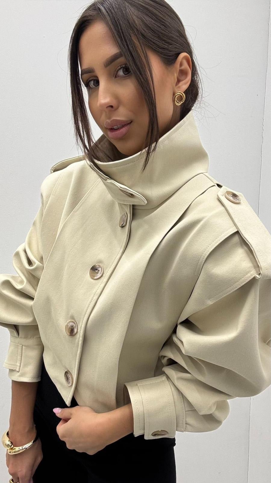 Krótki trencz EMO - Veretti Boutique