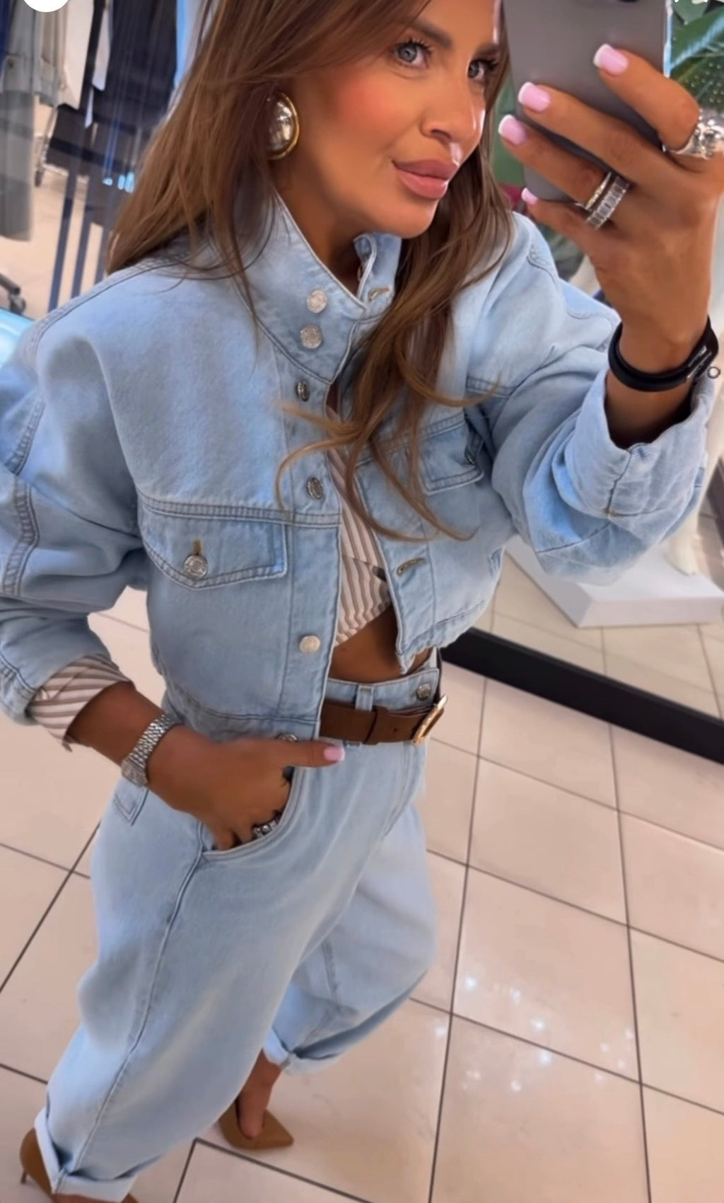 Kurtka jeansowa jasny jeans EMO - Veretti Boutique