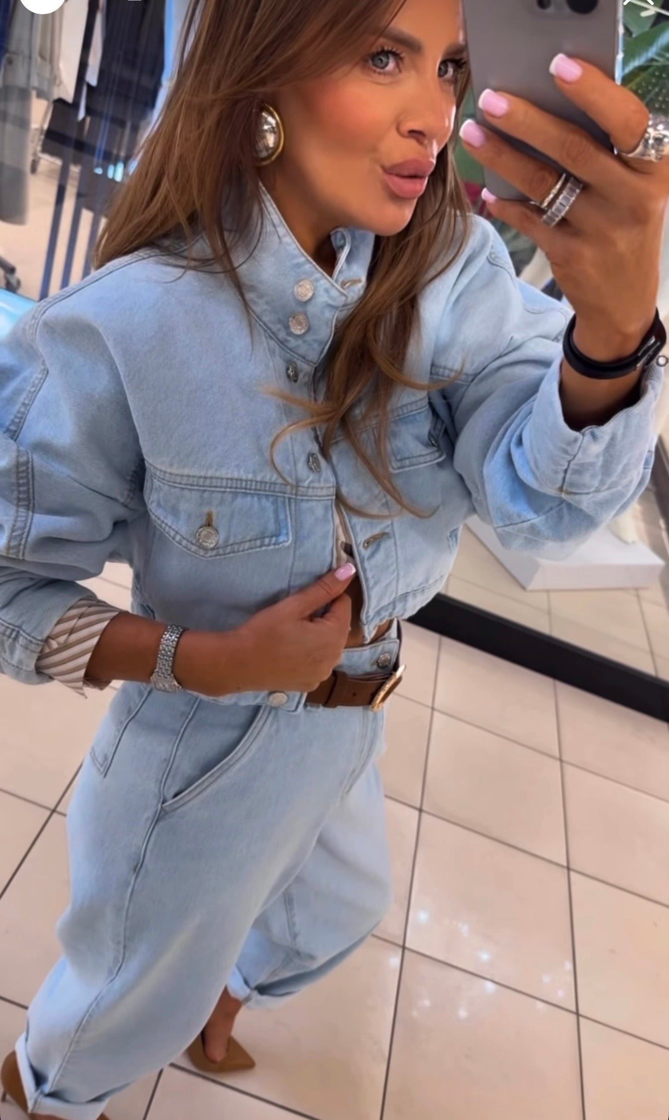 Kurtka jeansowa jasny jeans EMO - Veretti Boutique