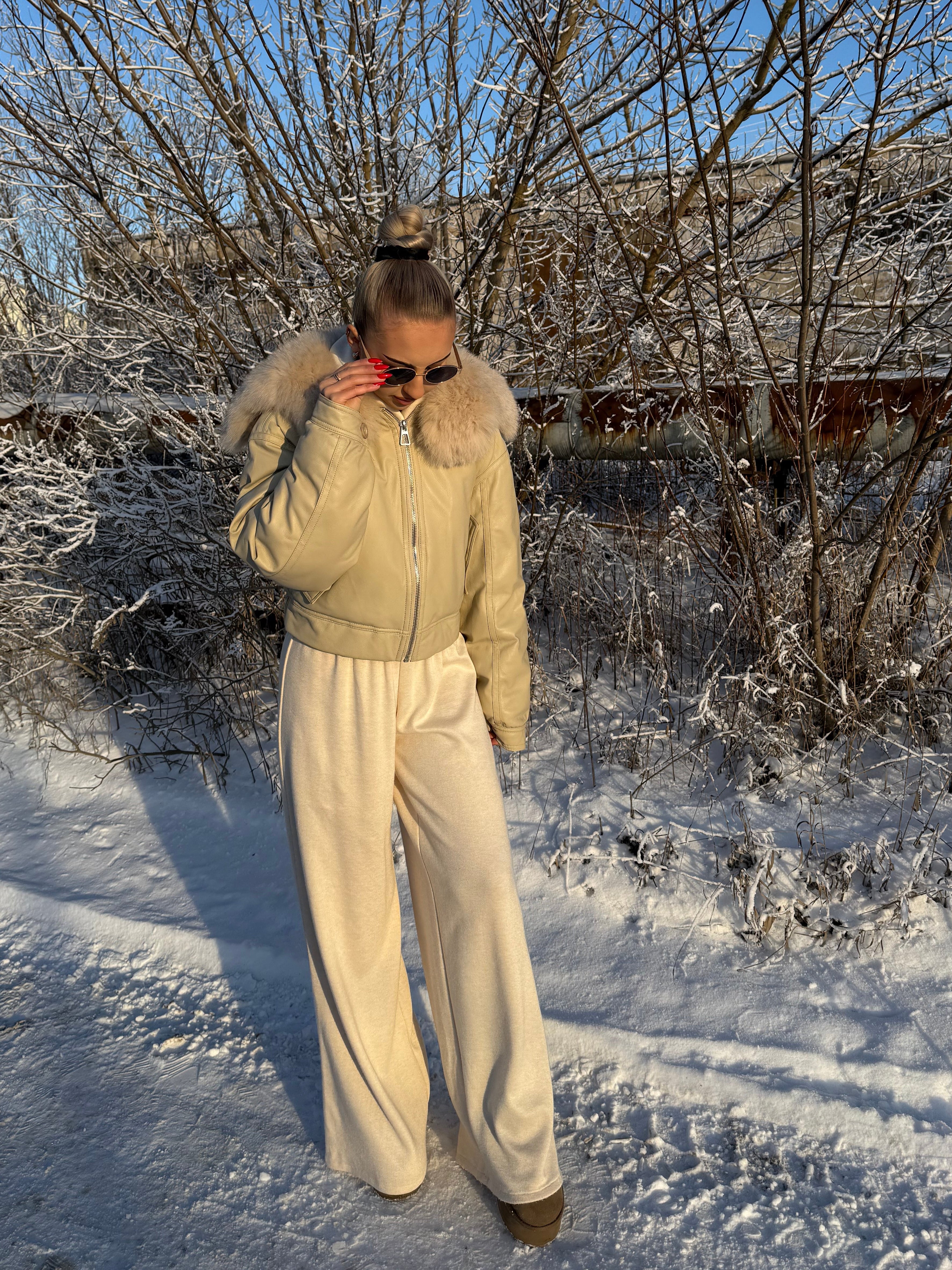 Kurtka z naturalnym futerkiem i pierzem - Veretti Boutique