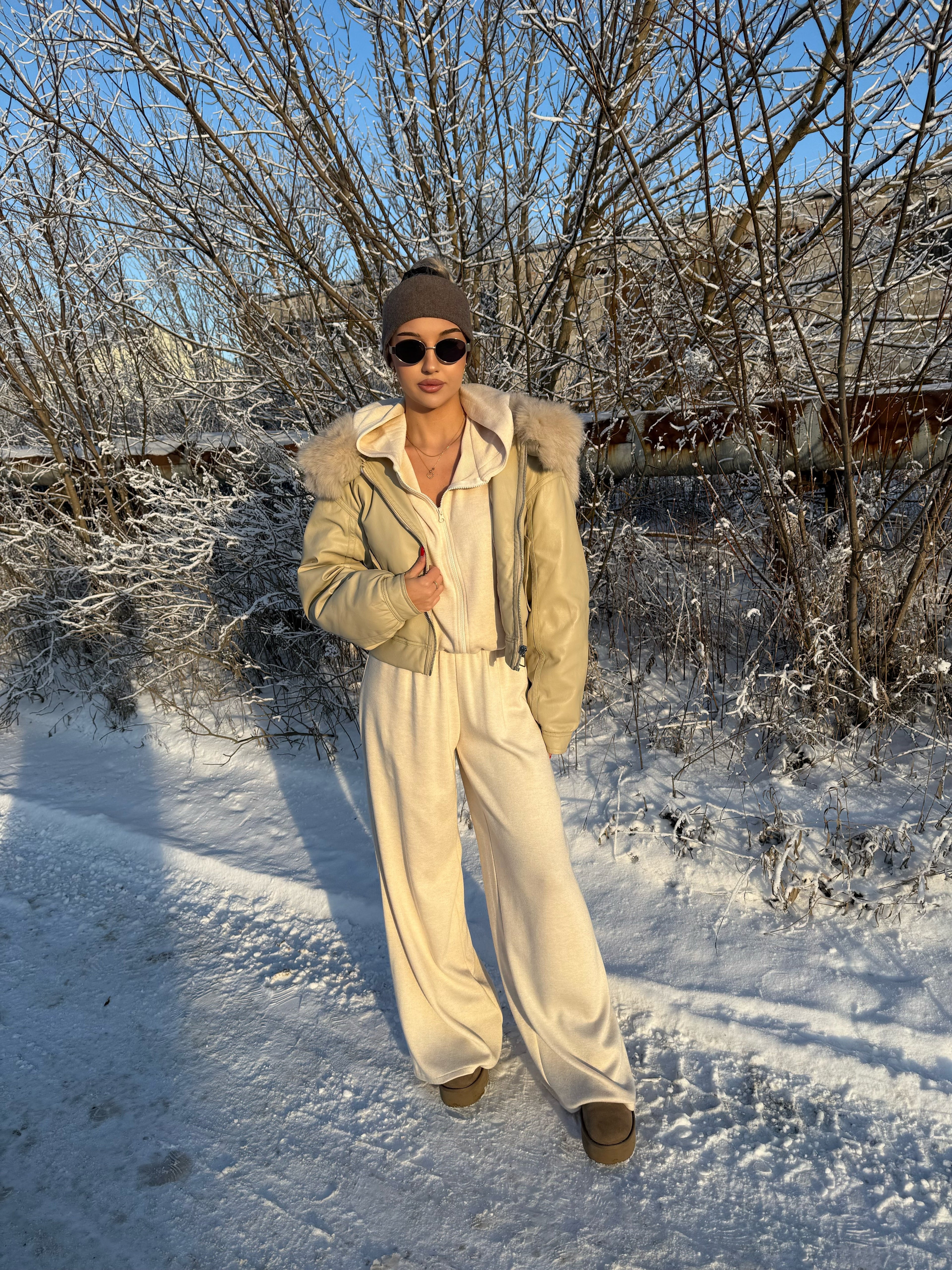 Kurtka z naturalnym futerkiem i pierzem - Veretti Boutique