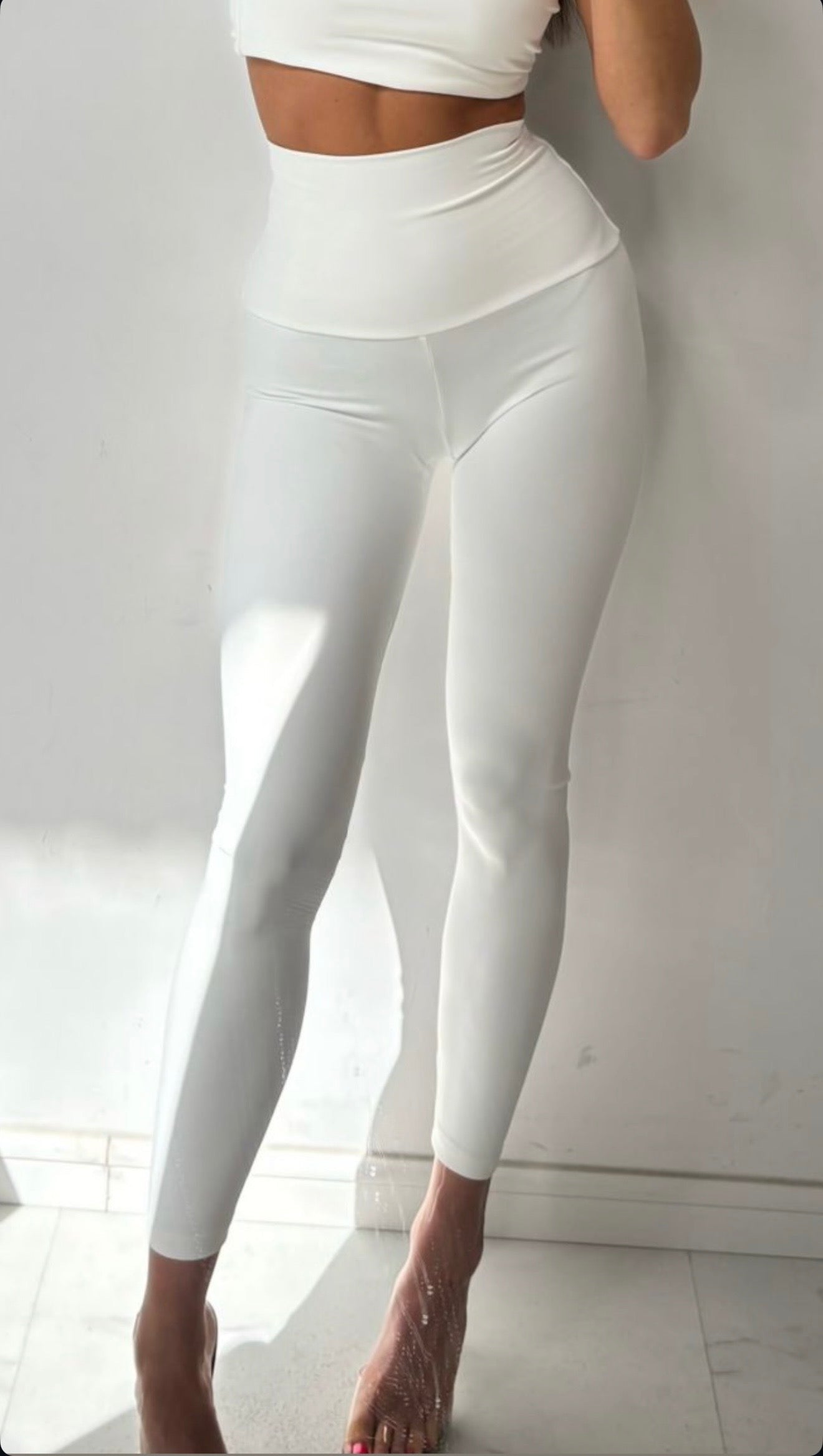 Legginsy z wysoką gumą - Biały EMO - Veretti Boutique