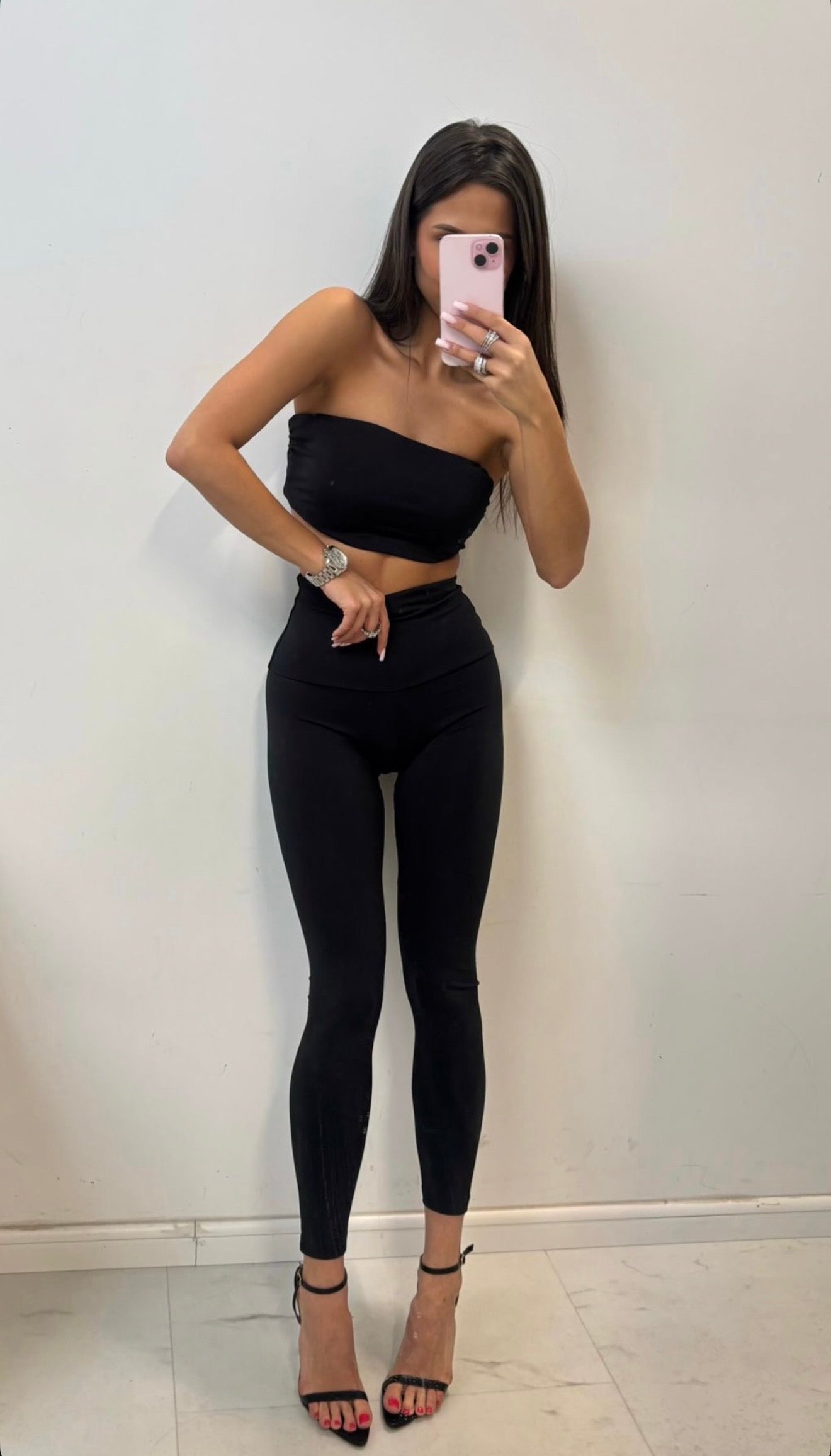 Legginsy z wysoką gumą - Czarny - Veretti Boutique