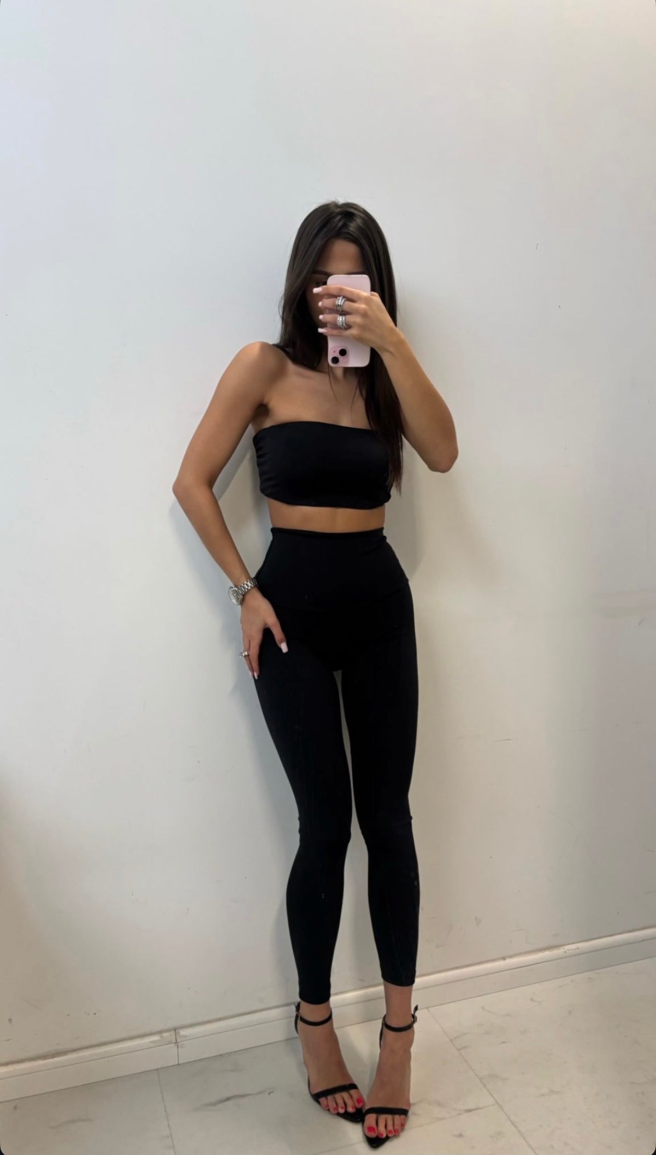 Legginsy z wysoką gumą - Czarny - Veretti Boutique