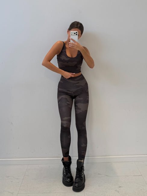 Legginsy z wysoką gumą moro V EMO - Veretti Boutique