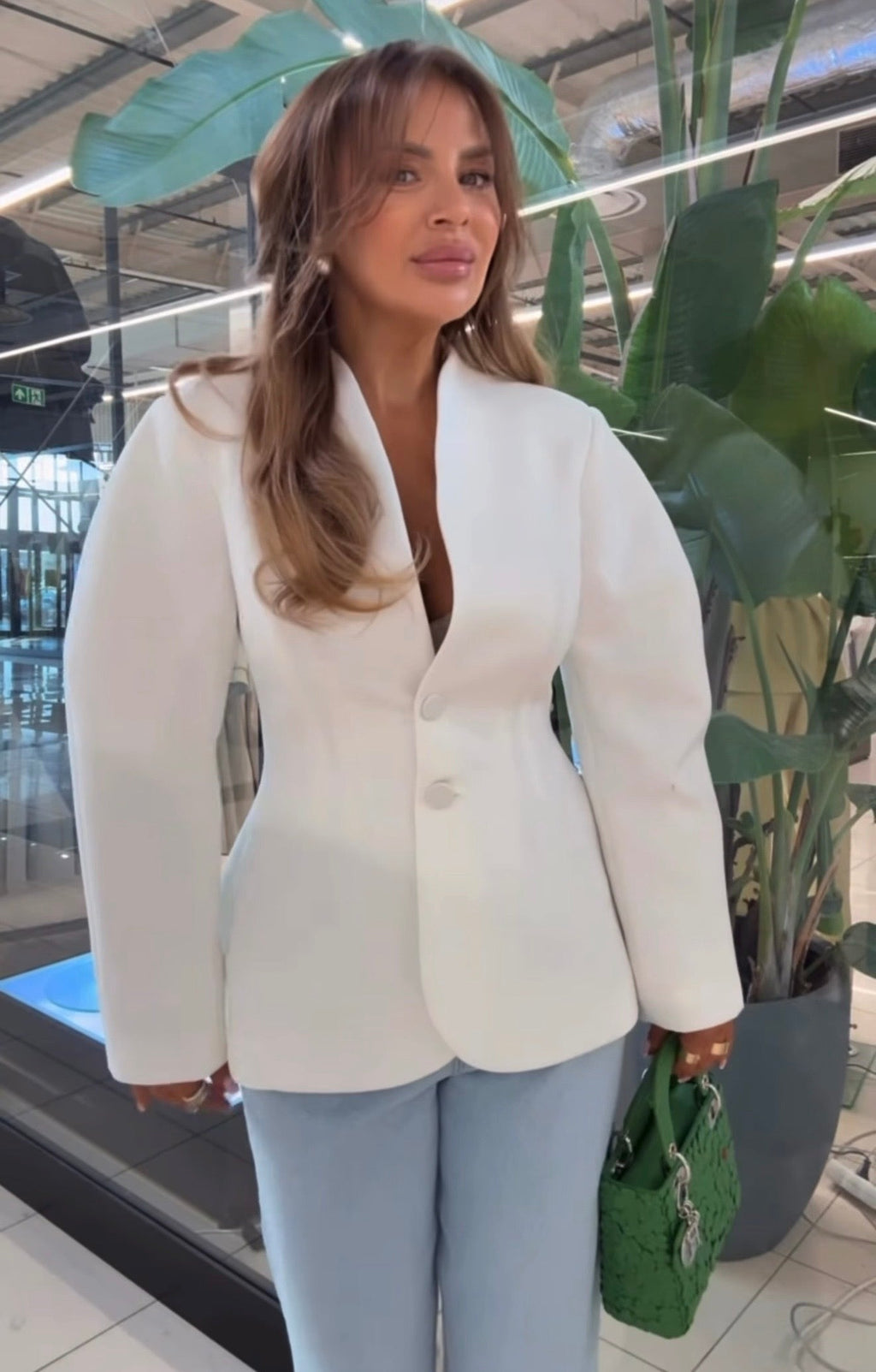 Marynarka taliowana EMO - Veretti Boutique