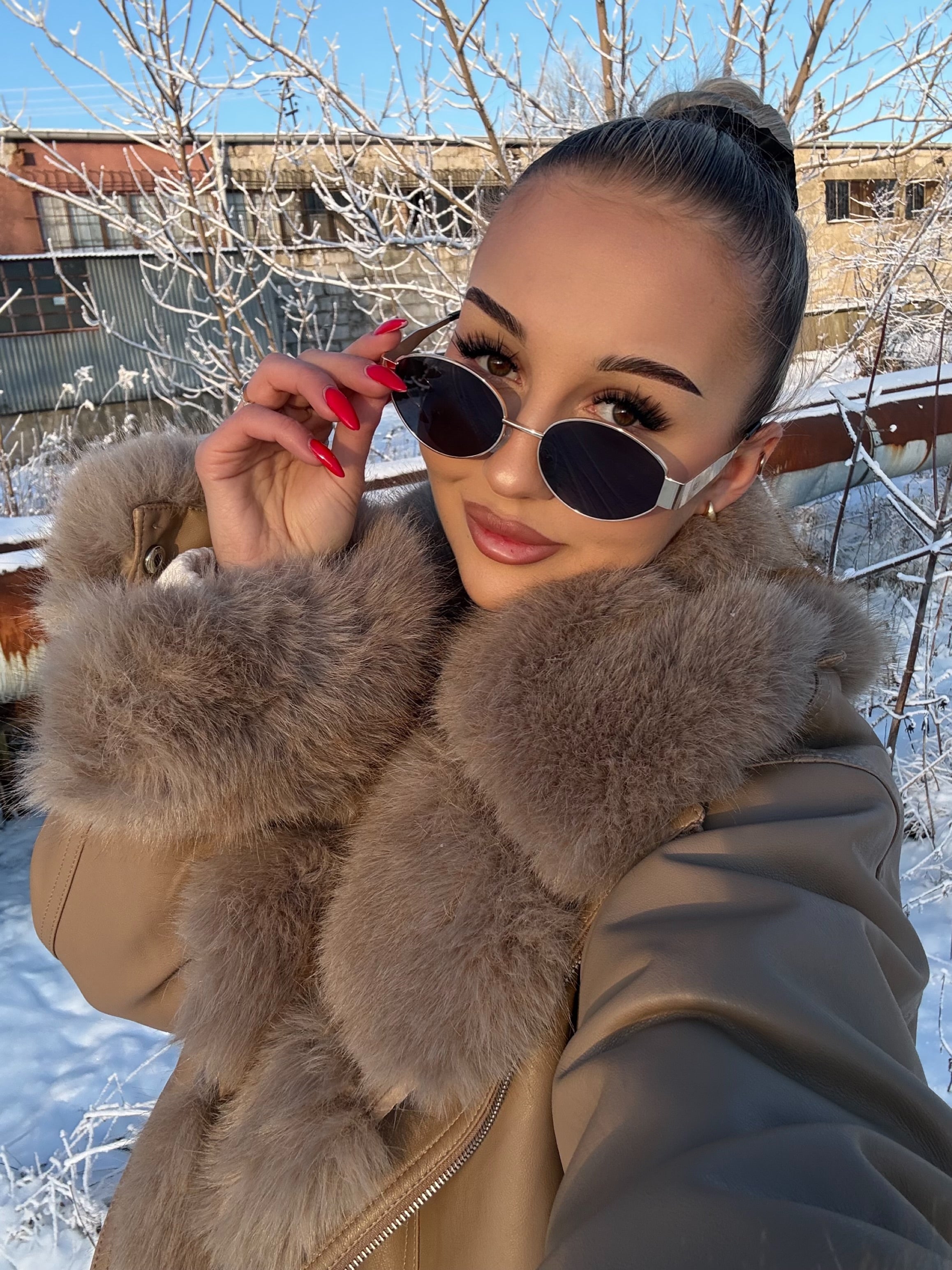 Ocieplana ramoneska z eko futerkiem - Veretti Boutique