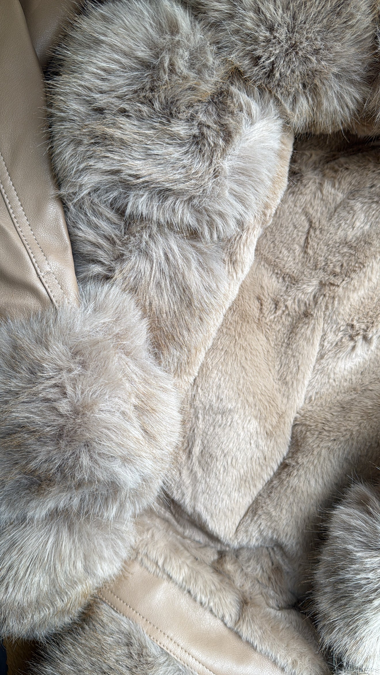 Ocieplana ramoneska z eko futerkiem - Veretti Boutique