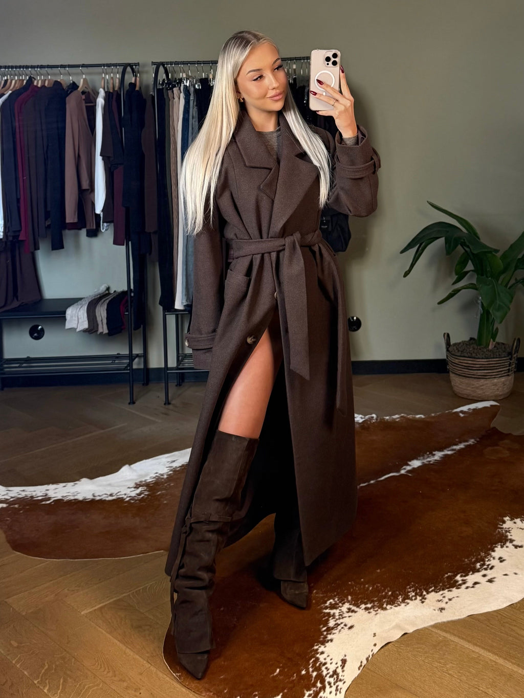 Płaszcz jesienny wiązany brązowy BELLUCI - Veretti Boutique