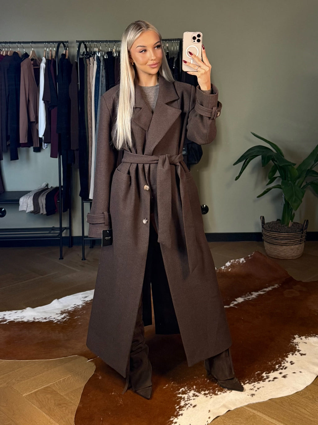 Płaszcz jesienny wiązany brązowy BELLUCI - Veretti Boutique