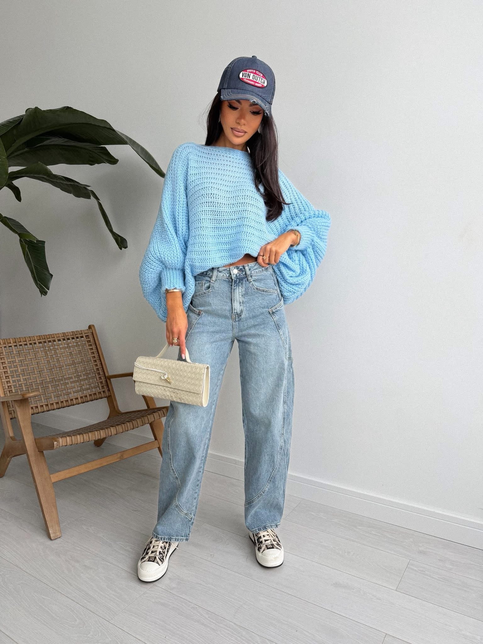 Pleciony sweter z odkrytymi plecami 95% bawełna - Veretti Boutique