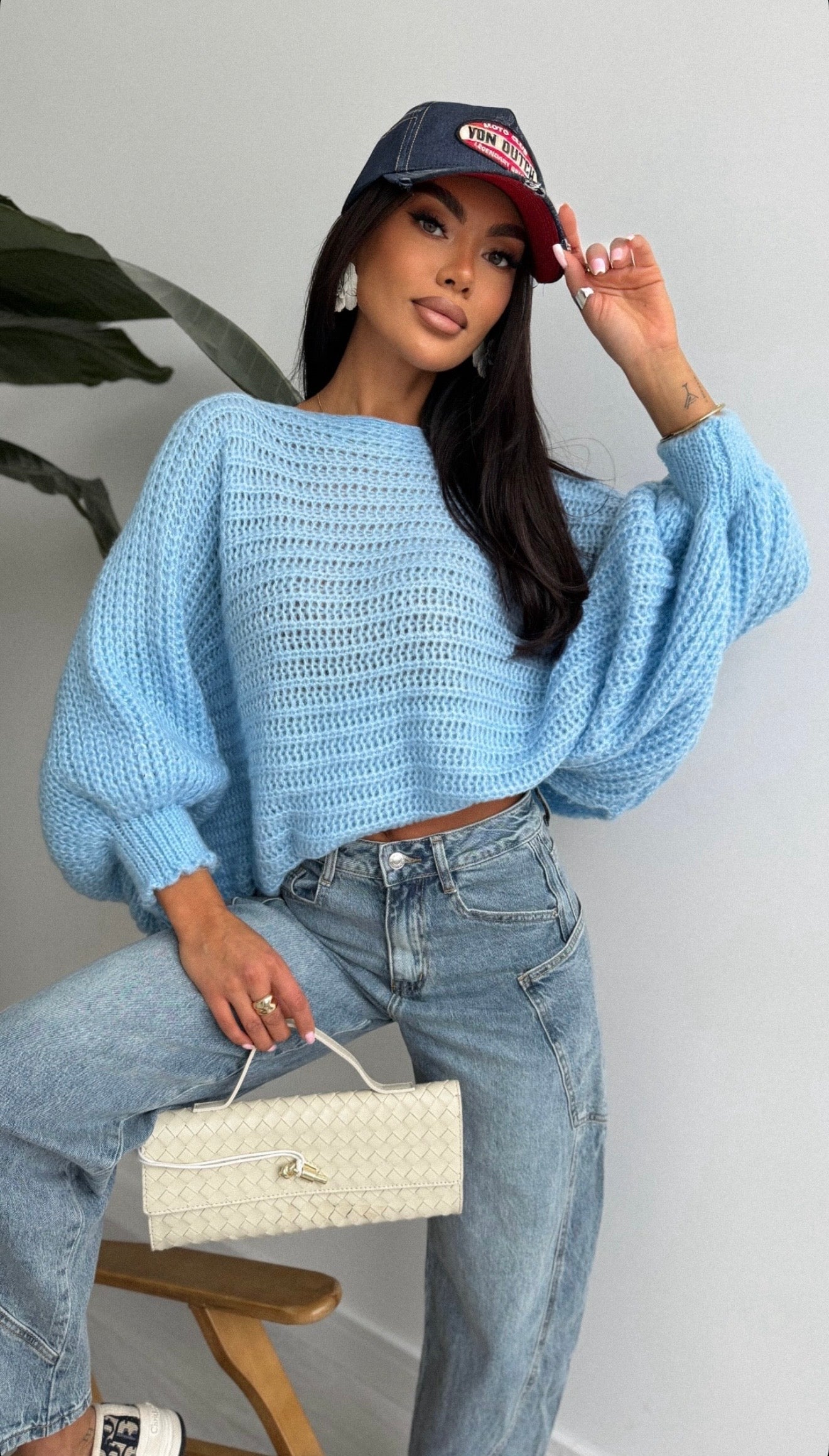 Pleciony sweter z odkrytymi plecami 95% bawełna - Veretti Boutique