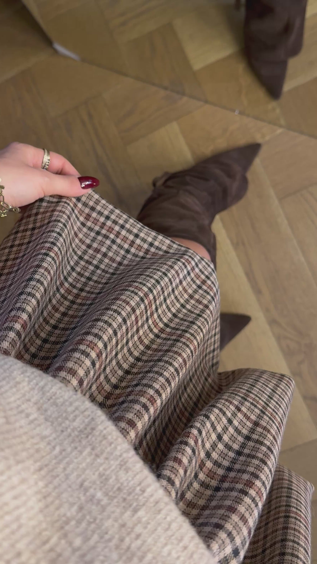 Spódniczka w kratkę brązowo-beżowa