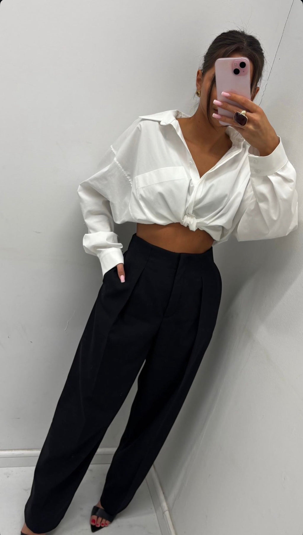 Slimowane spodnie Aura EMO - Veretti Boutique