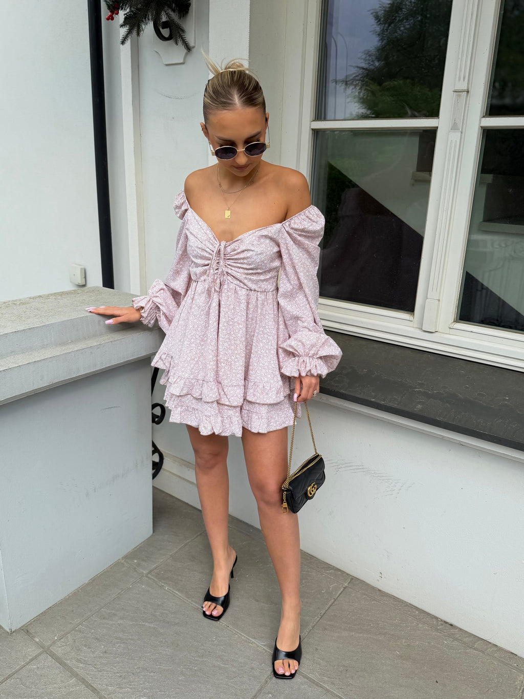 Sukienka w kwiatki MBOCHAROVA - Veretti Boutique