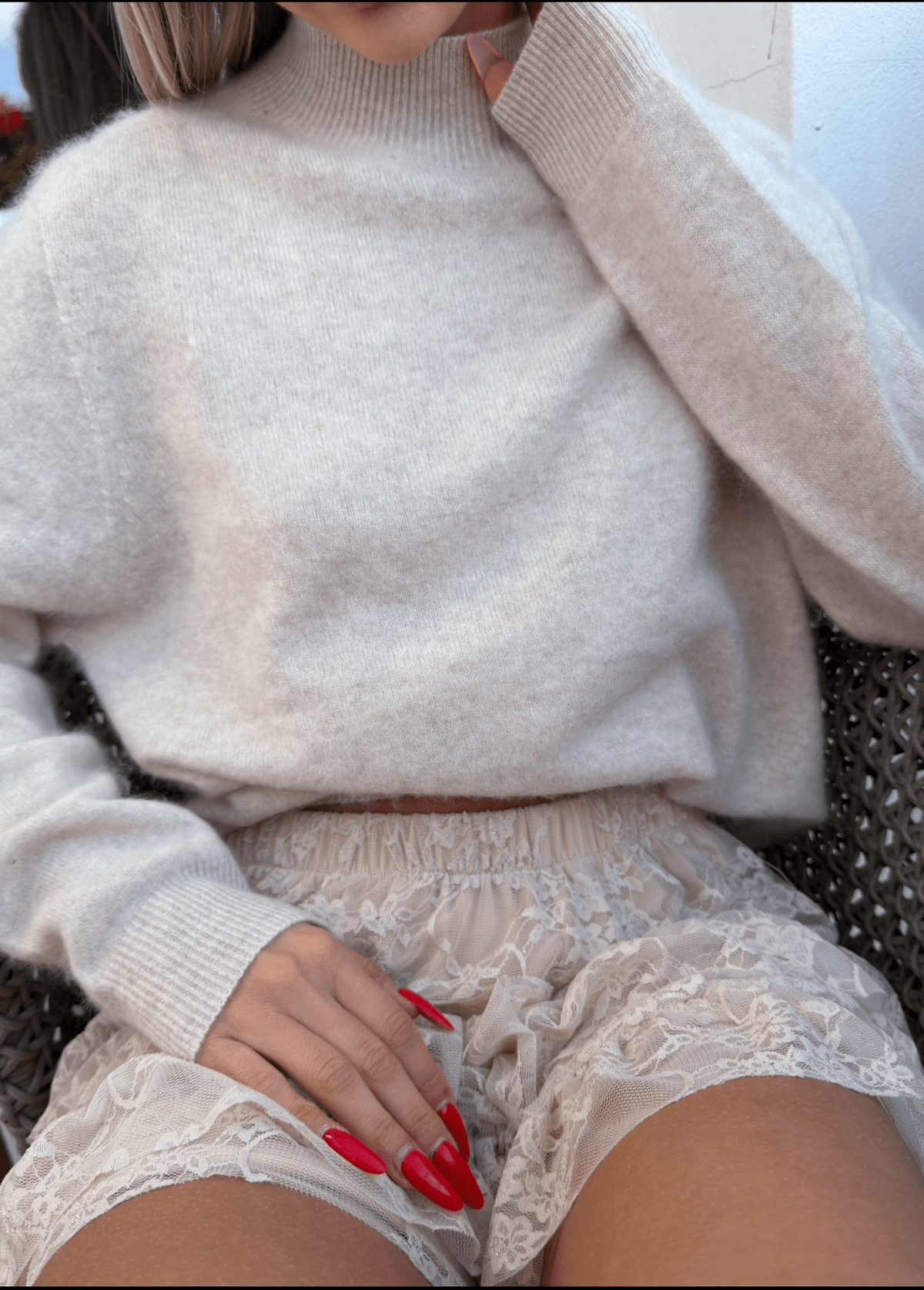 Sweterek 90% wełna i 10% kaszmir (mięciutki delikatny niegryzący) - Veretti Boutique